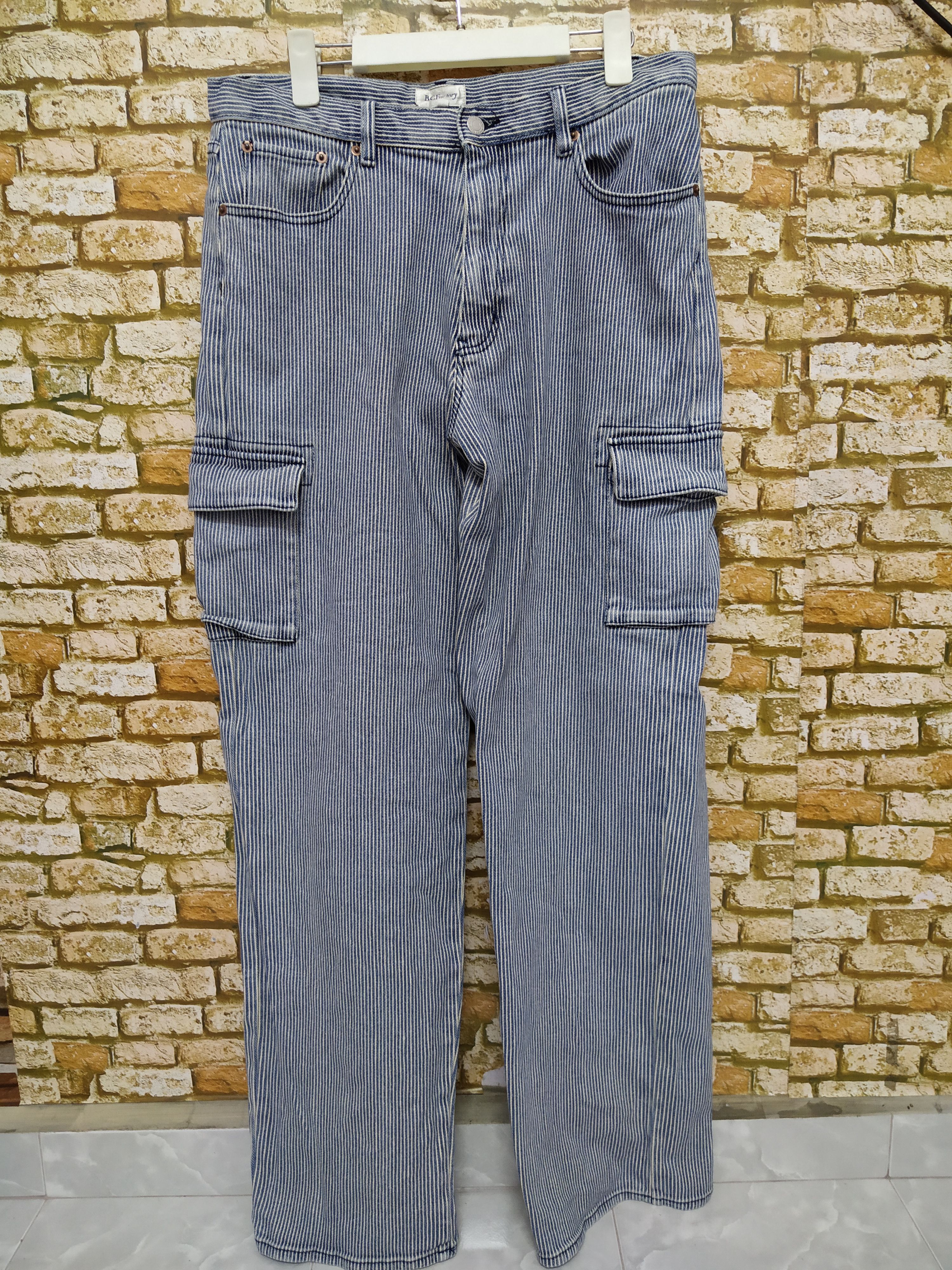Japanese Brand B.C FACTORY JAPAN HICKORY STRIPE CARGO DENIM (B666) w33 Size US 33 - 2 Thumbnail
