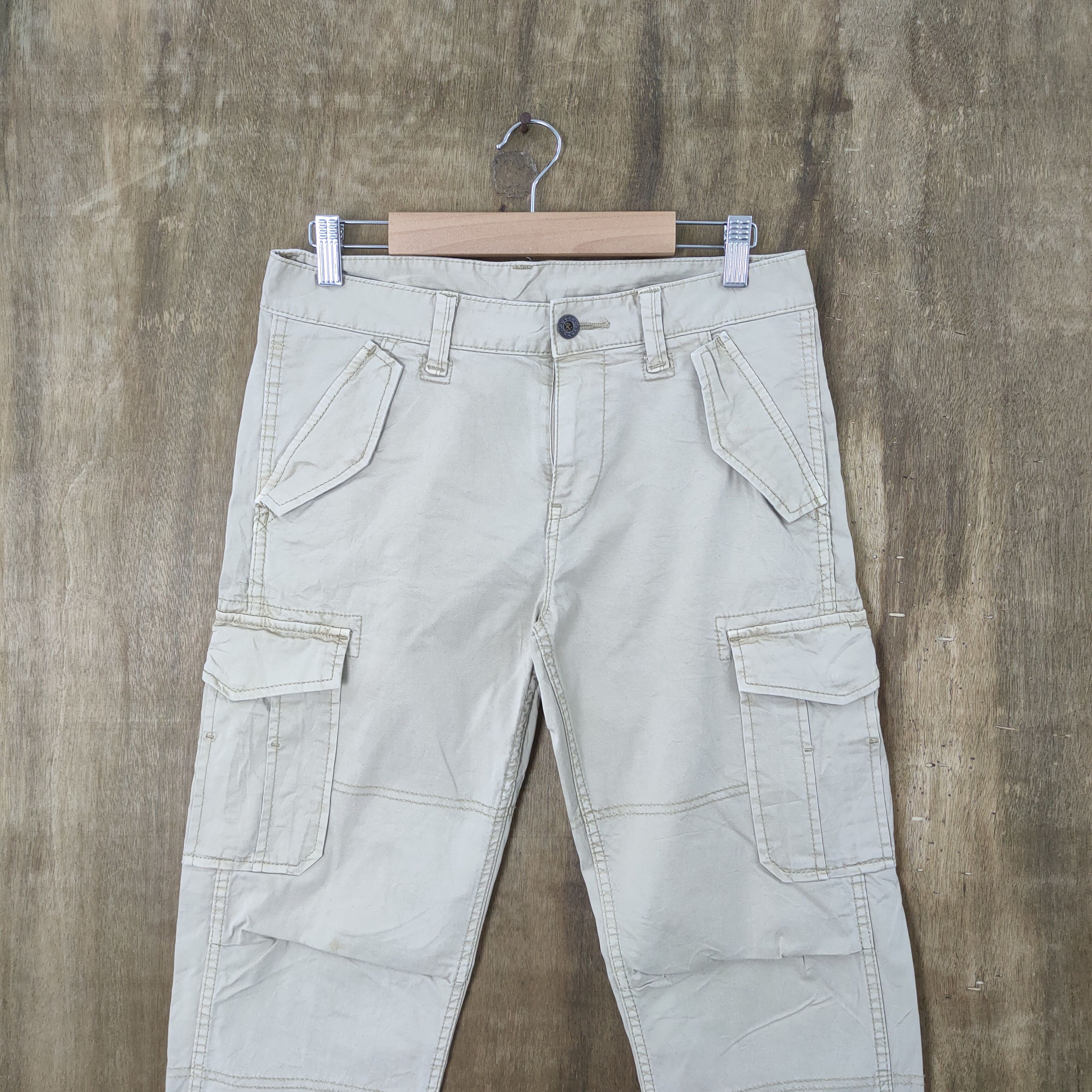Japanese Brand × Uniqlo UNIQLO CARGO PANTS Size US 28 / EU 44 - 2 Thumbnail