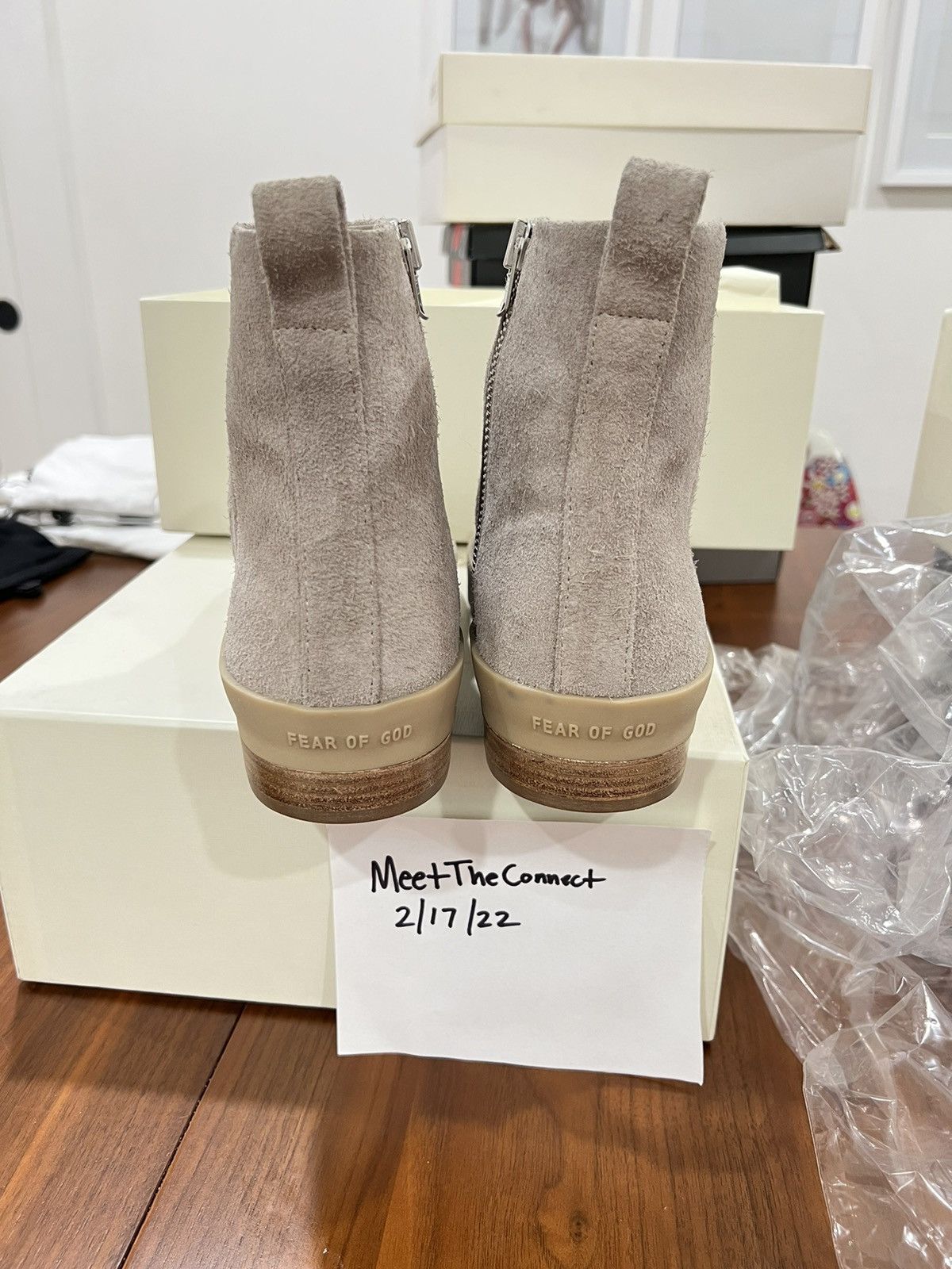 Fear of God Chelsea Sante Fe Boot sz 39 / 7 US God Grey Suede Size US 7 / EU 40 - 5 Thumbnail