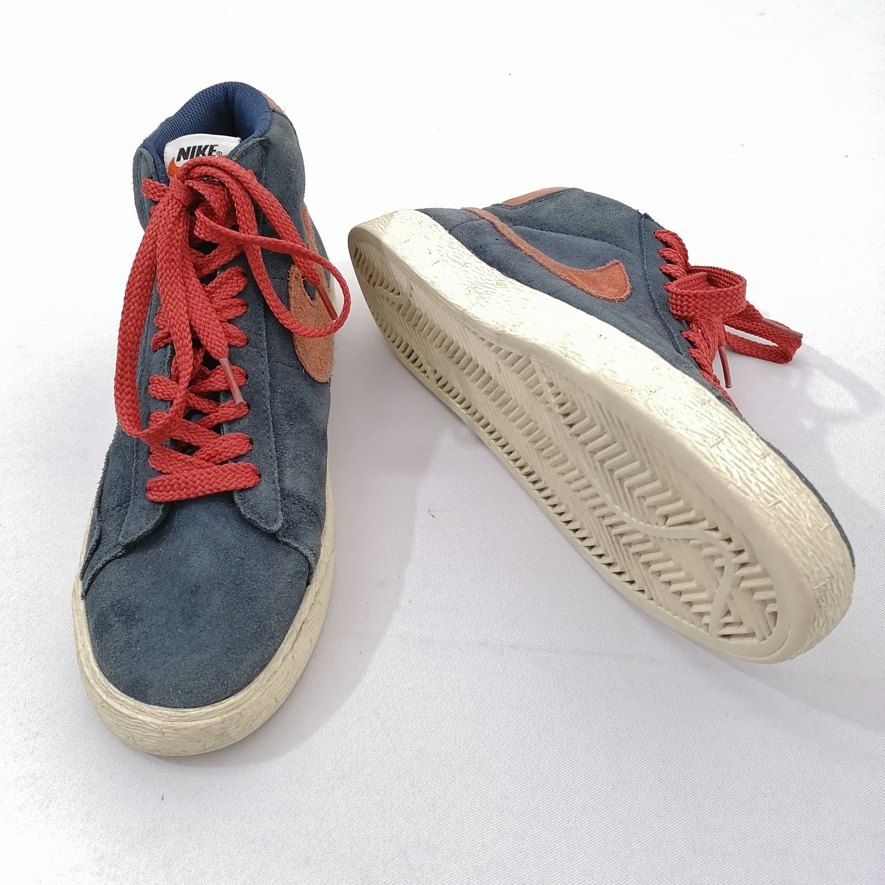 Nike Nike Blazer Size US 11 / EU 44 - 2 Thumbnail