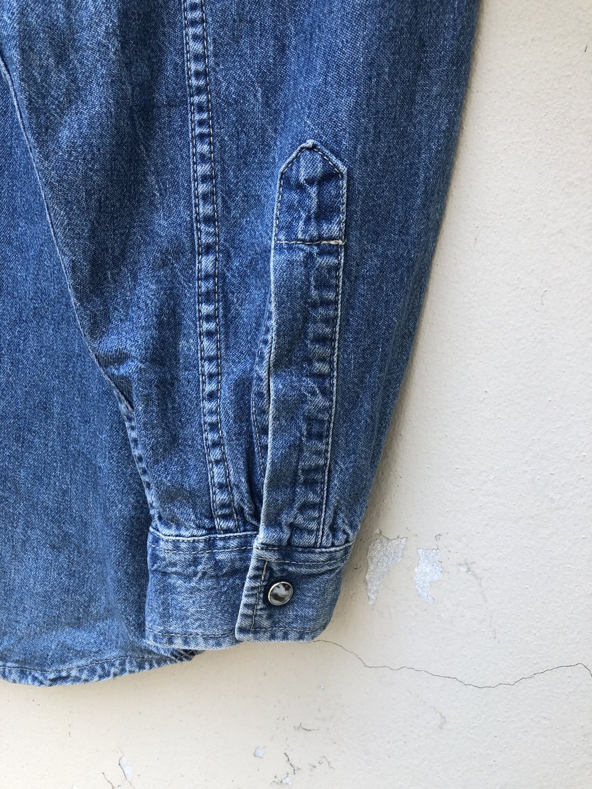 Levi's Vintage Levi’s Snap Button Denim Western Shirt Size US L / EU 52-54 / 3 - 8 Thumbnail