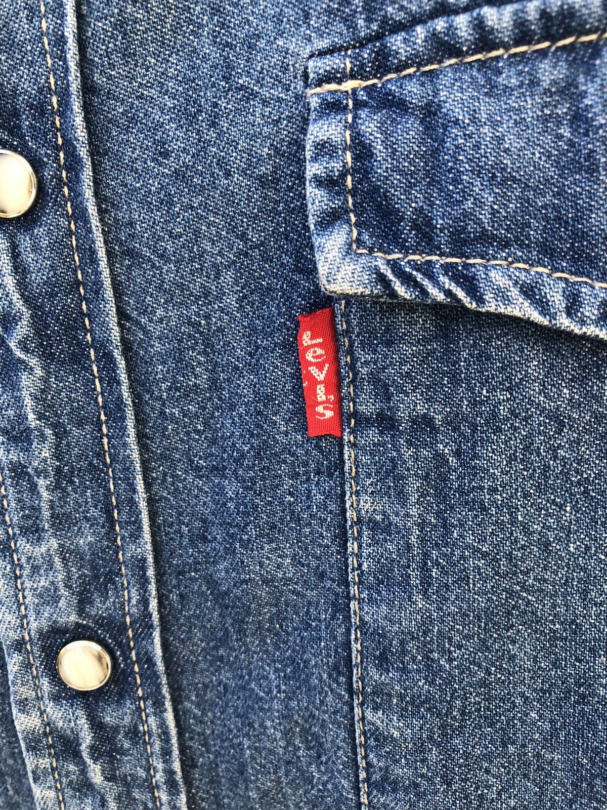 Levi's Vintage Levi’s Snap Button Denim Western Shirt Size US L / EU 52-54 / 3 - 3 Thumbnail