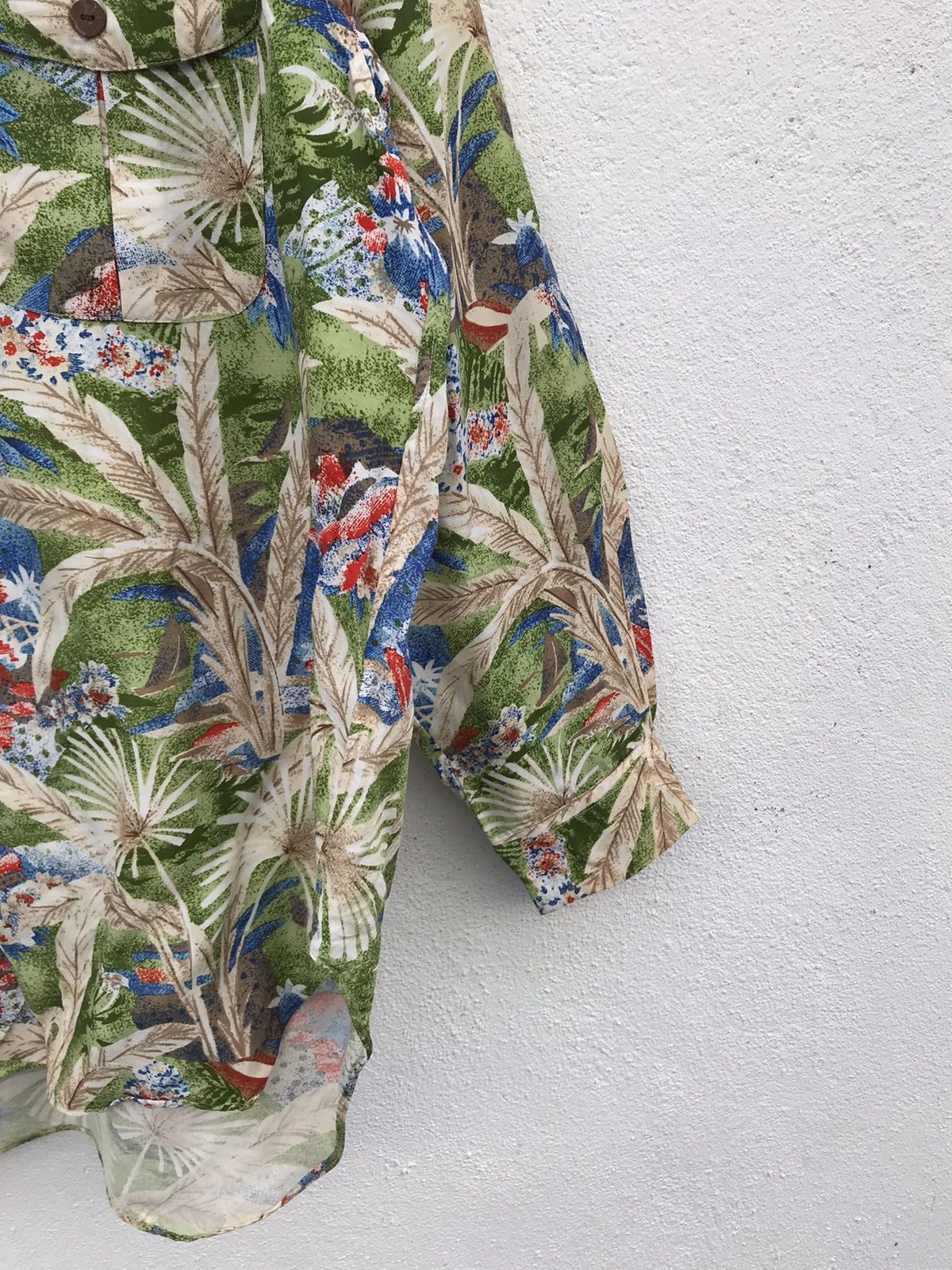 Japanese Brand Made In Japan Odds On by Akira O. floral Shirts Size L / US 10 / IT 46 - 5 Thumbnail