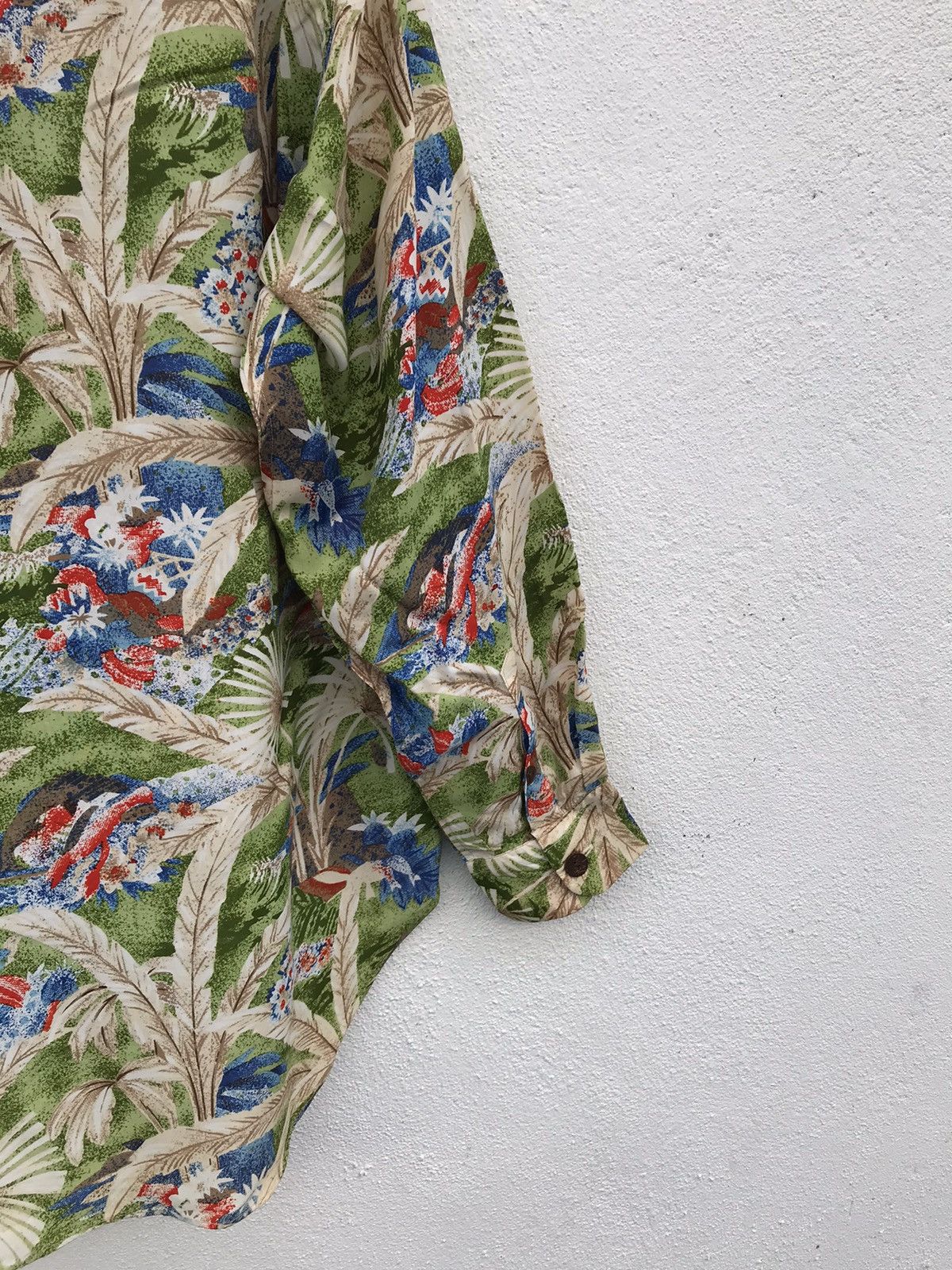 Japanese Brand Made In Japan Odds On by Akira O. floral Shirts Size L / US 10 / IT 46 - 10 Thumbnail