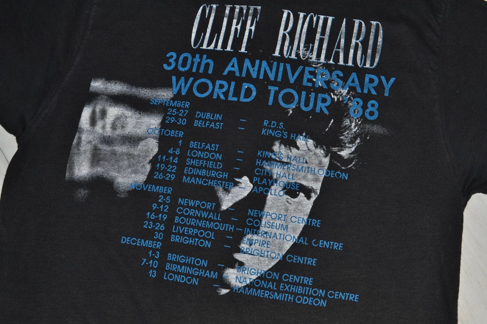 Vintage 90s Richard Cliff British Tour Concert Promo T-Shirt Size US L / EU 52-54 / 3 - 1 Thumbnail