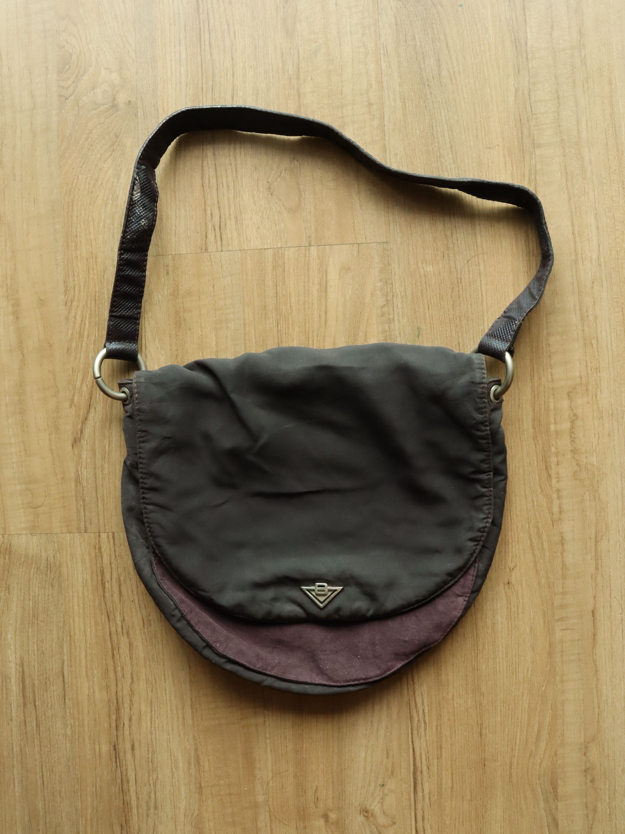 Bottega Veneta Vintage Bottega Veneta Two Tone Shoulder Bag Size ONE SIZE - 1 Thumbnail