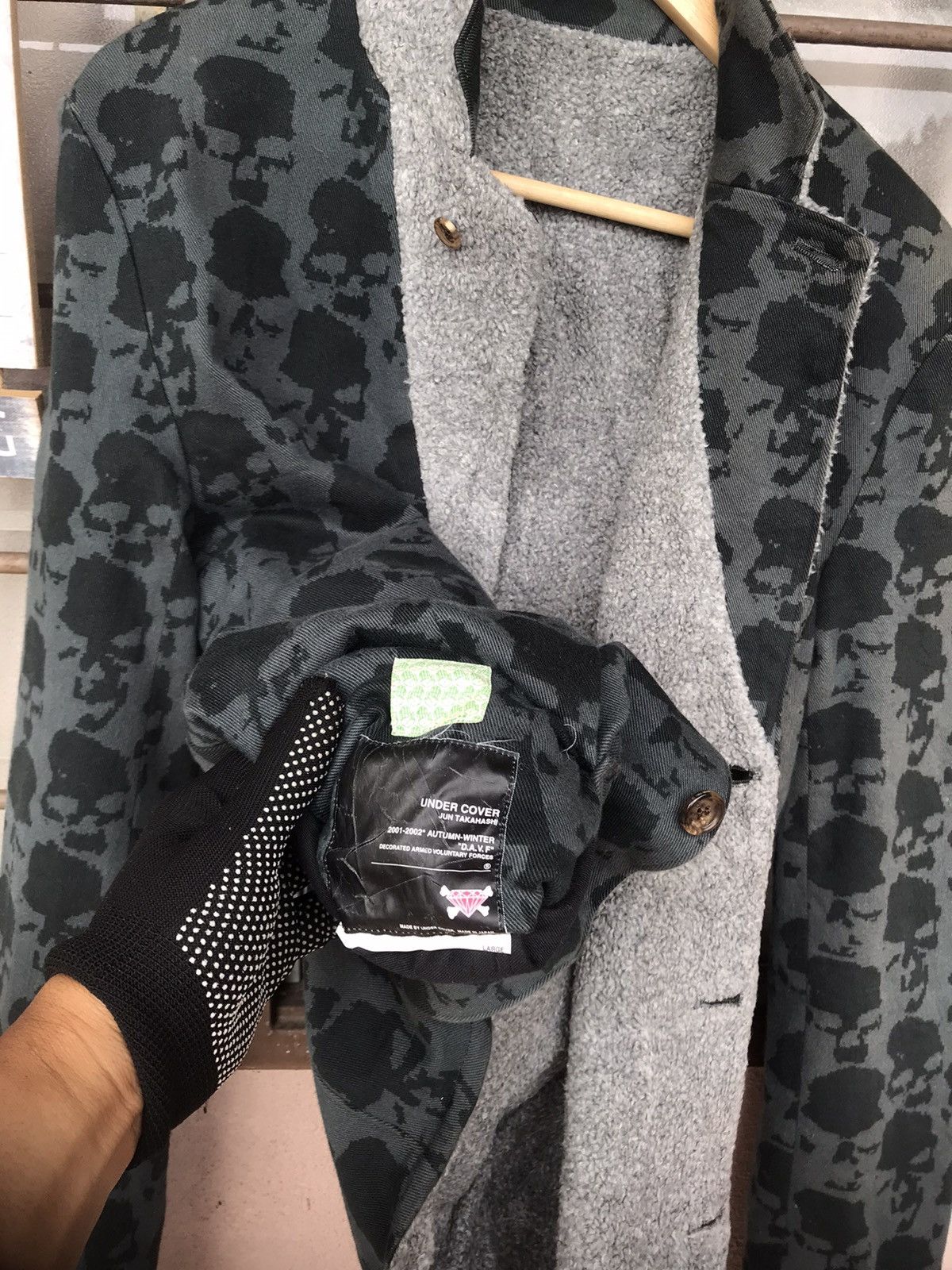 Undercover RARE UNDERCOVER 2001 DAVF DecoratedArmed Skeleton reversible Size US M / EU 48-50 / 2 - 18 Thumbnail
