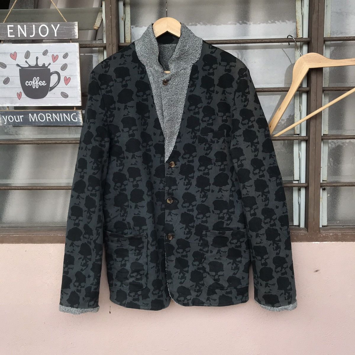 Undercover RARE UNDERCOVER 2001 DAVF DecoratedArmed Skeleton reversible Size US M / EU 48-50 / 2 - 2 Thumbnail
