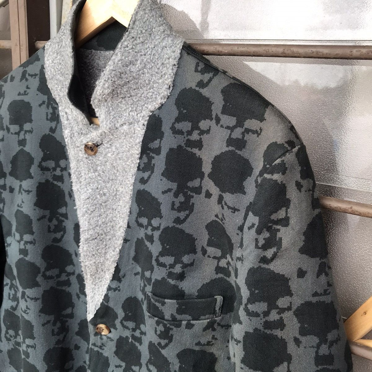 Undercover RARE UNDERCOVER 2001 DAVF DecoratedArmed Skeleton reversible Size US M / EU 48-50 / 2 - 7 Thumbnail