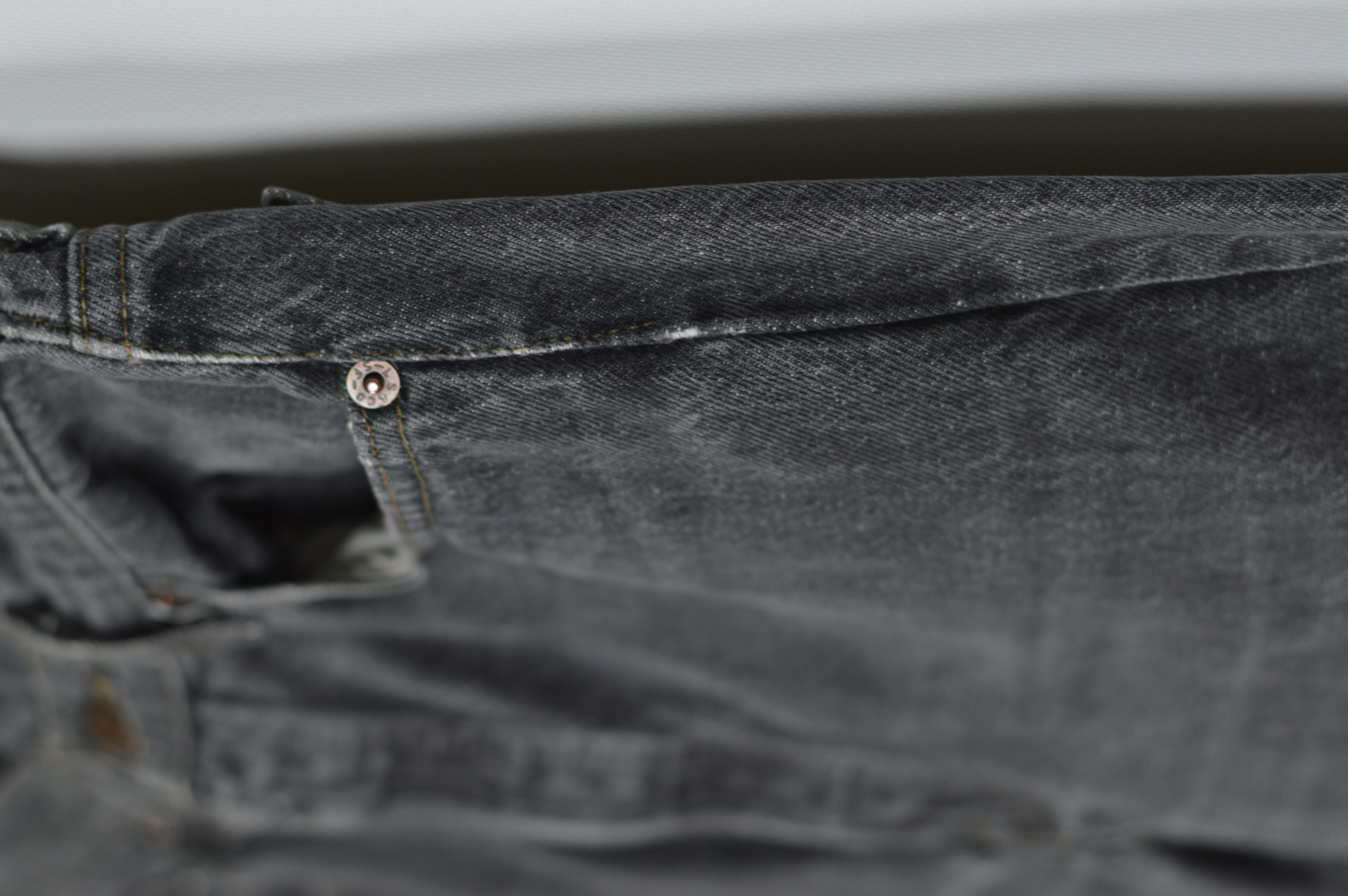 Levi's × Vintage Vintage Levis 501 Made in USA Jeans Grey Pant Size US 34 / EU 50 - 14 Thumbnail