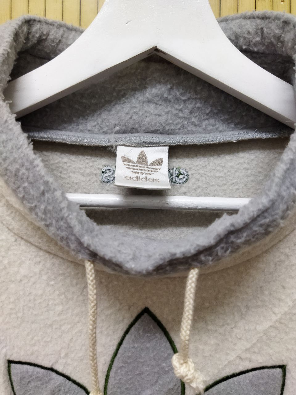 Adidas Vintage Adidas Trefoil Fleece Embroidery Spellout Size US L / EU 52-54 / 3 - 3 Thumbnail