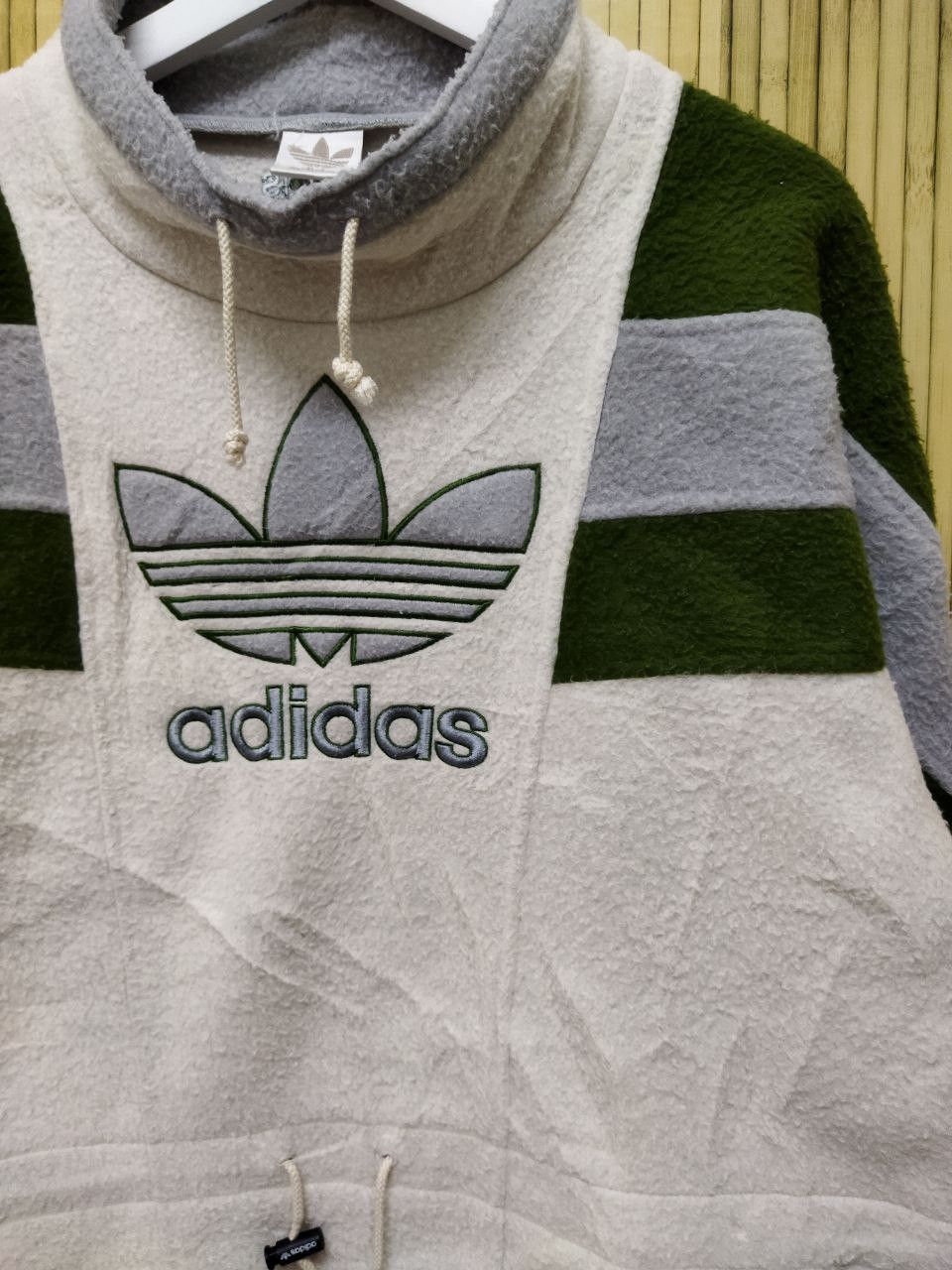 Adidas Vintage Adidas Trefoil Fleece Embroidery Spellout Size US L / EU 52-54 / 3 - 7 Thumbnail