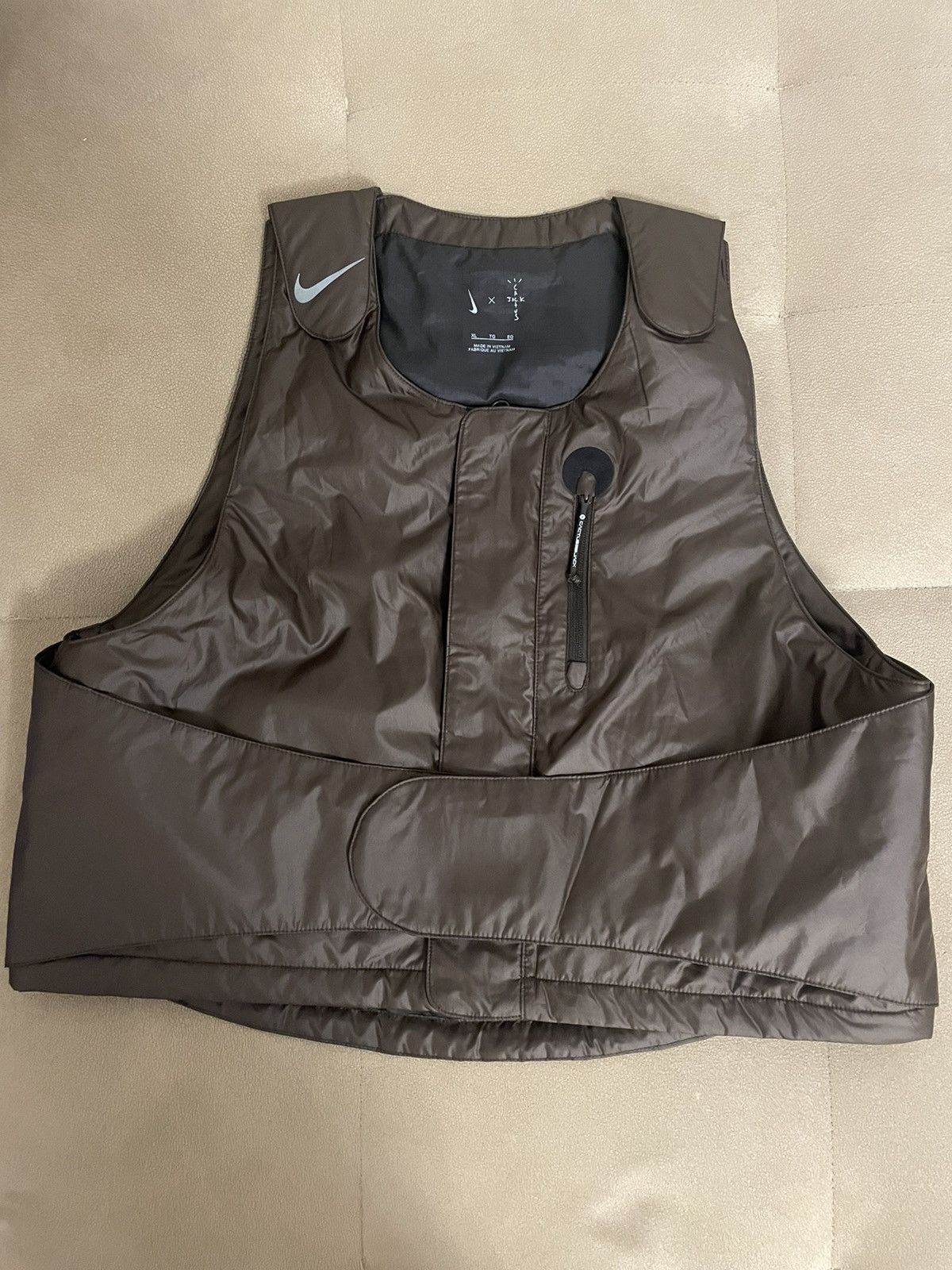 image of Nike Travis Scott Cactus Jack Vest Brown Xl, Men's