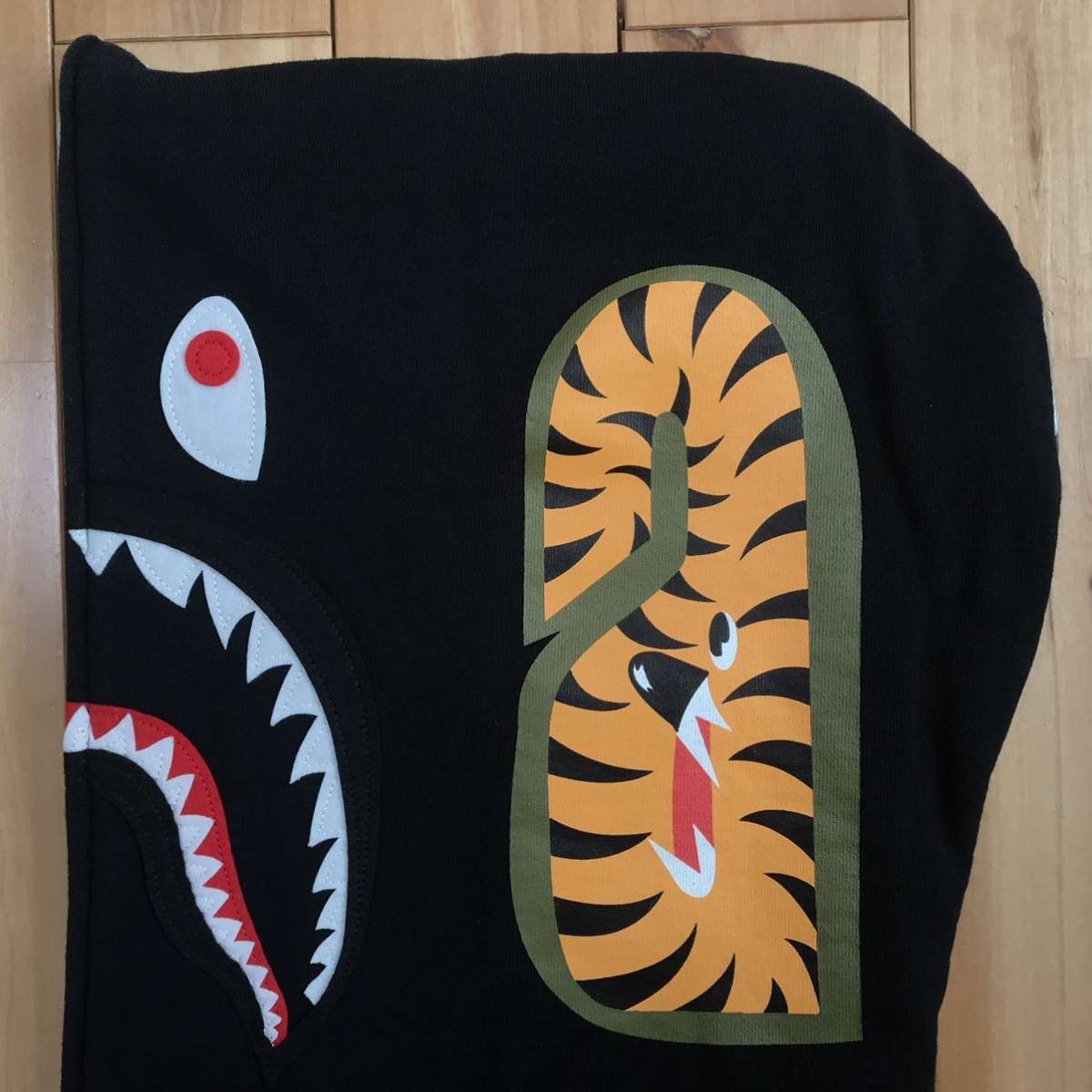 Bape × Pusha T New York 10th Anniversary Shark full zip hoodie PUSHA T Size US L / EU 52-54 / 3 - 7 Thumbnail