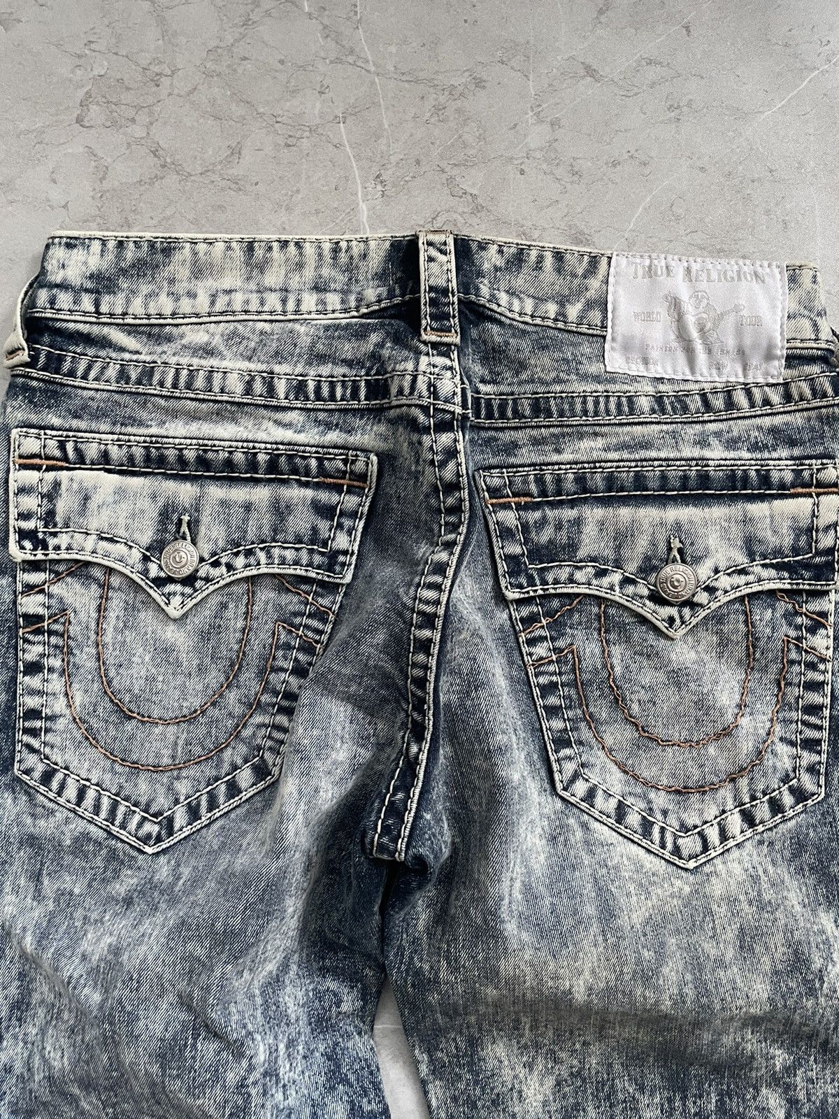 True Religion True religion washed denim jean Size US 32 / EU 48 - 4 Thumbnail