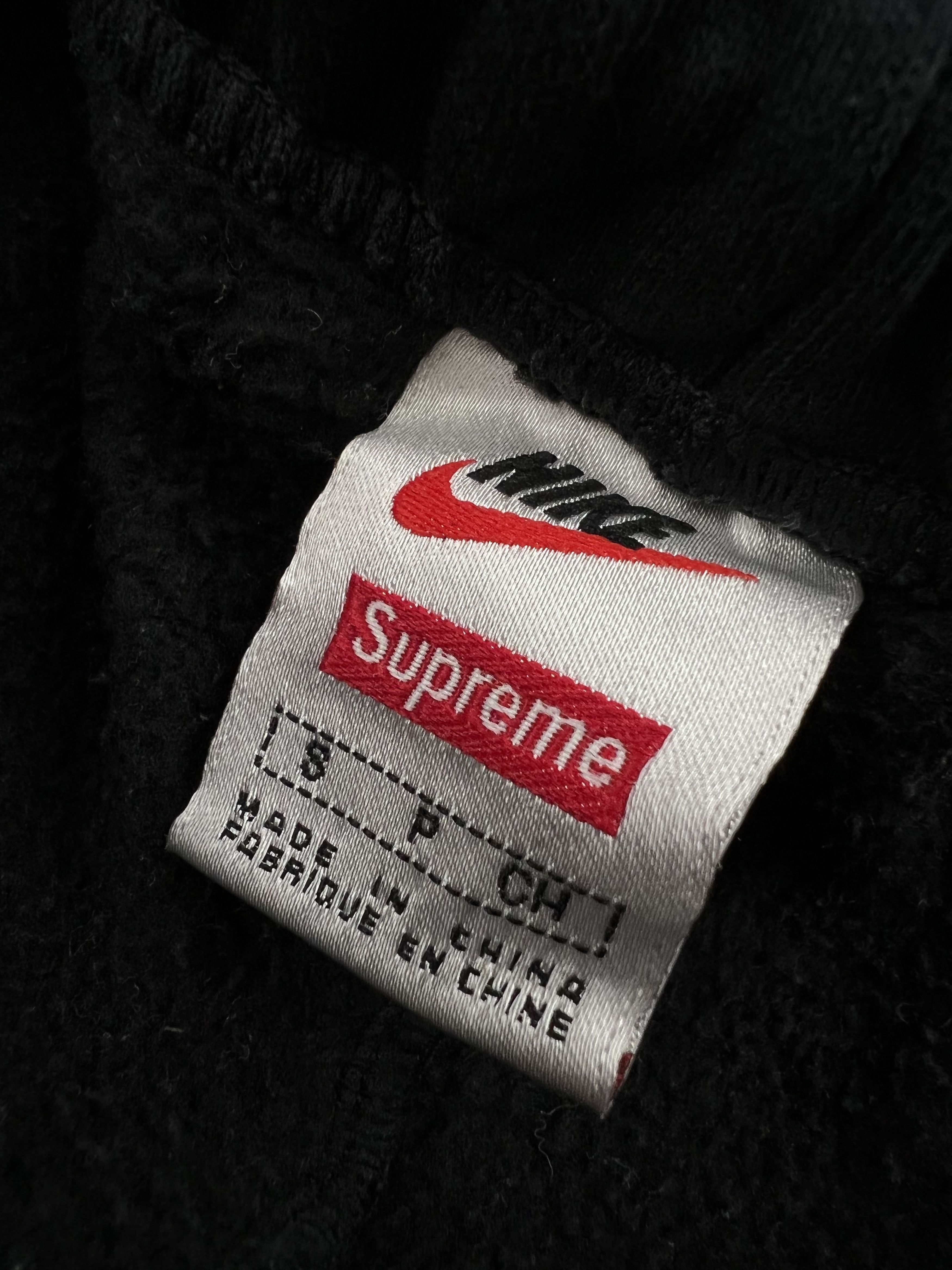 Nike × Supreme Supreme x Nike Black Jewel Logo Sweatshorts S FW20 Size US 30 / EU 46 - 4 Thumbnail