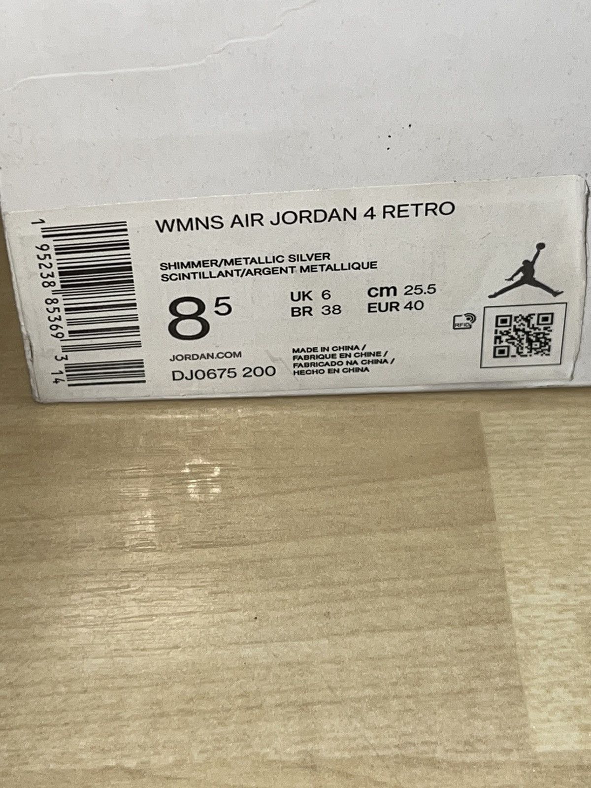 Nike Jordan 4 Retro “Shimmer” Size US 8.5 / IT 38.5 - 8 Thumbnail