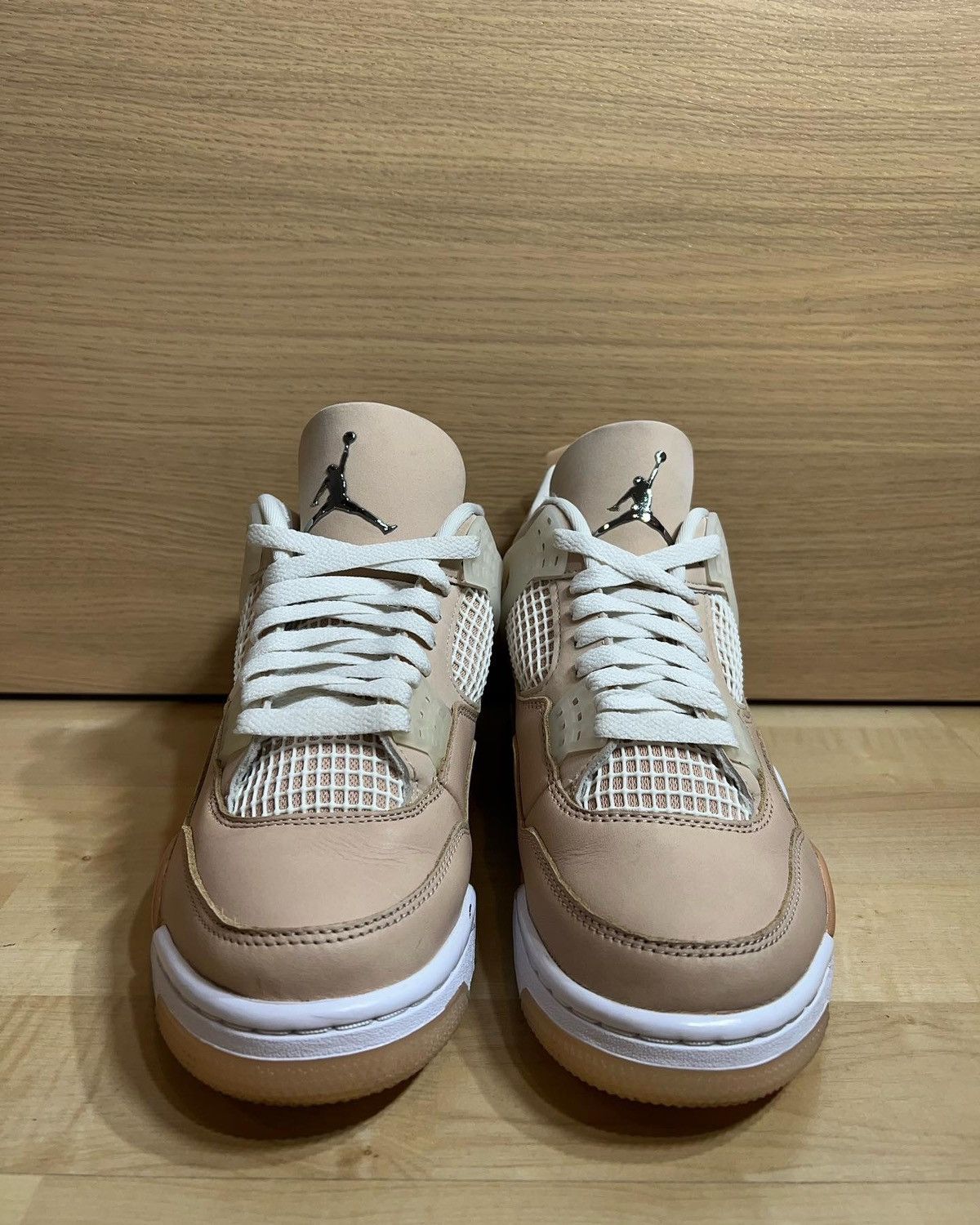 Nike Jordan 4 Retro “Shimmer” Size US 8.5 / IT 38.5 - 2 Thumbnail