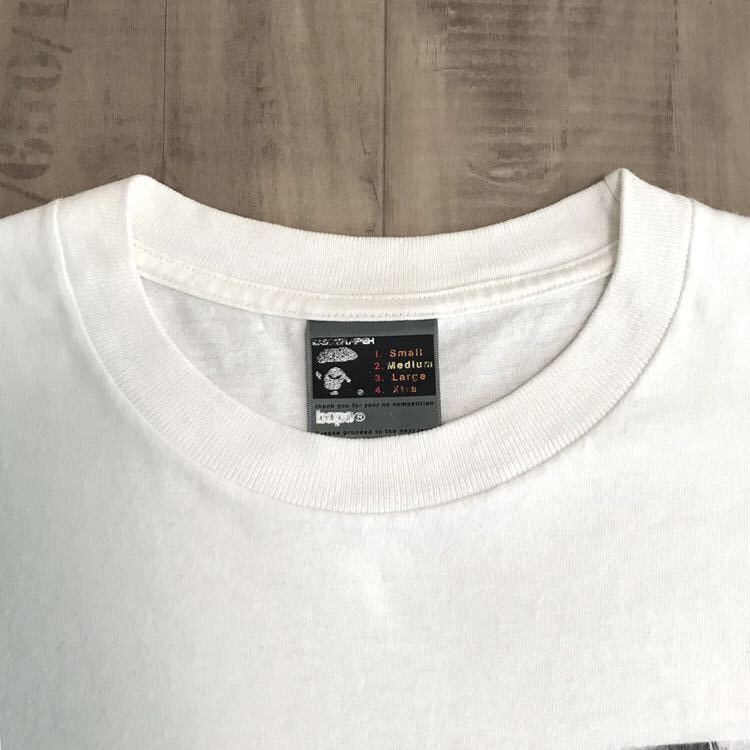 Bape 2002 BAPE Sue Kwon Photo Exhibition T-shirt Size US M / EU 48-50 / 2 - 4 Thumbnail