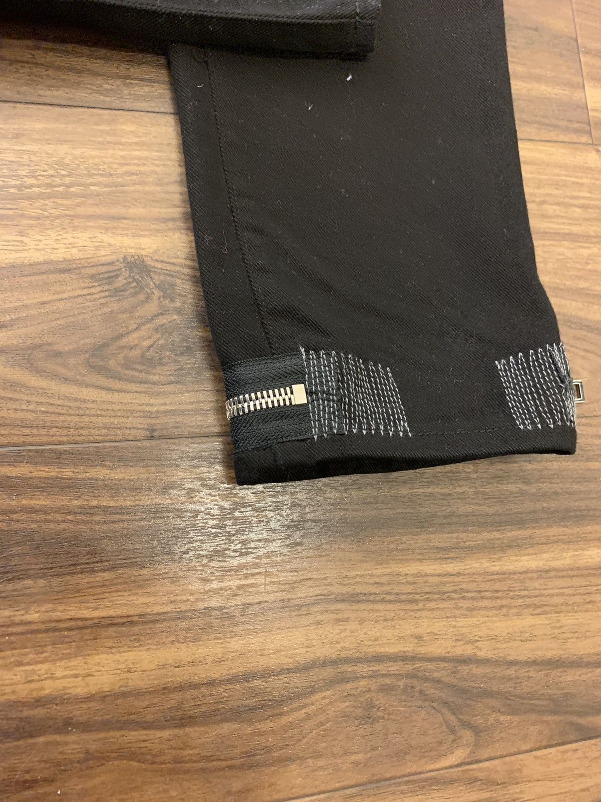 424 Single Zip Hem Denim in Black Size US 33 - 3 Thumbnail