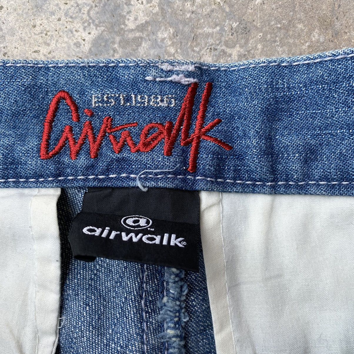 Airwalk Vintage 90s Airwalk Cargo pants Multiple Pocket Size US 27 - 5 Thumbnail