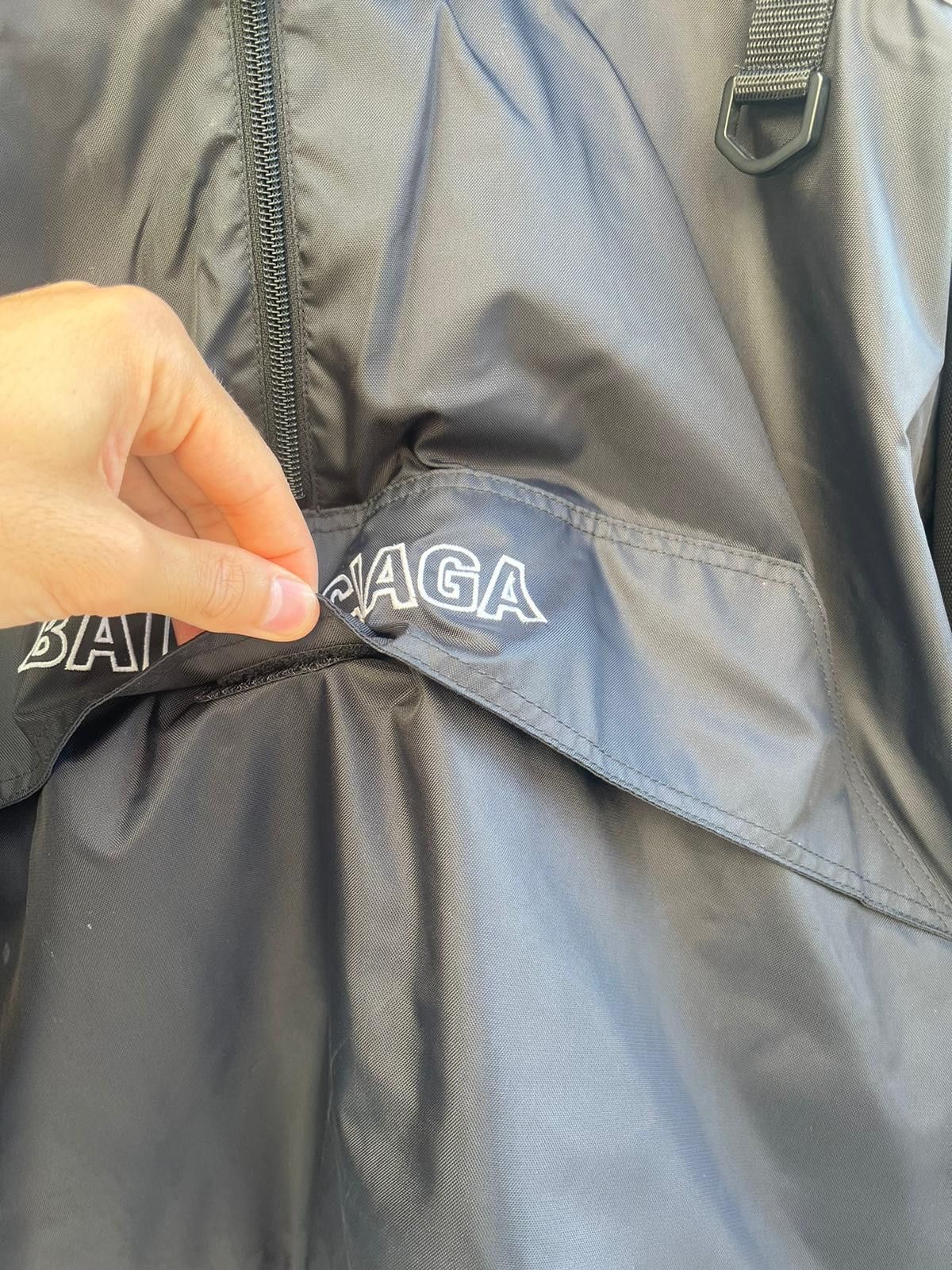 Balenciaga Half Zip Anorak Pullover Cargo Logo Parka in Black Size US M / EU 48-50 / 2 - 18 Thumbnail