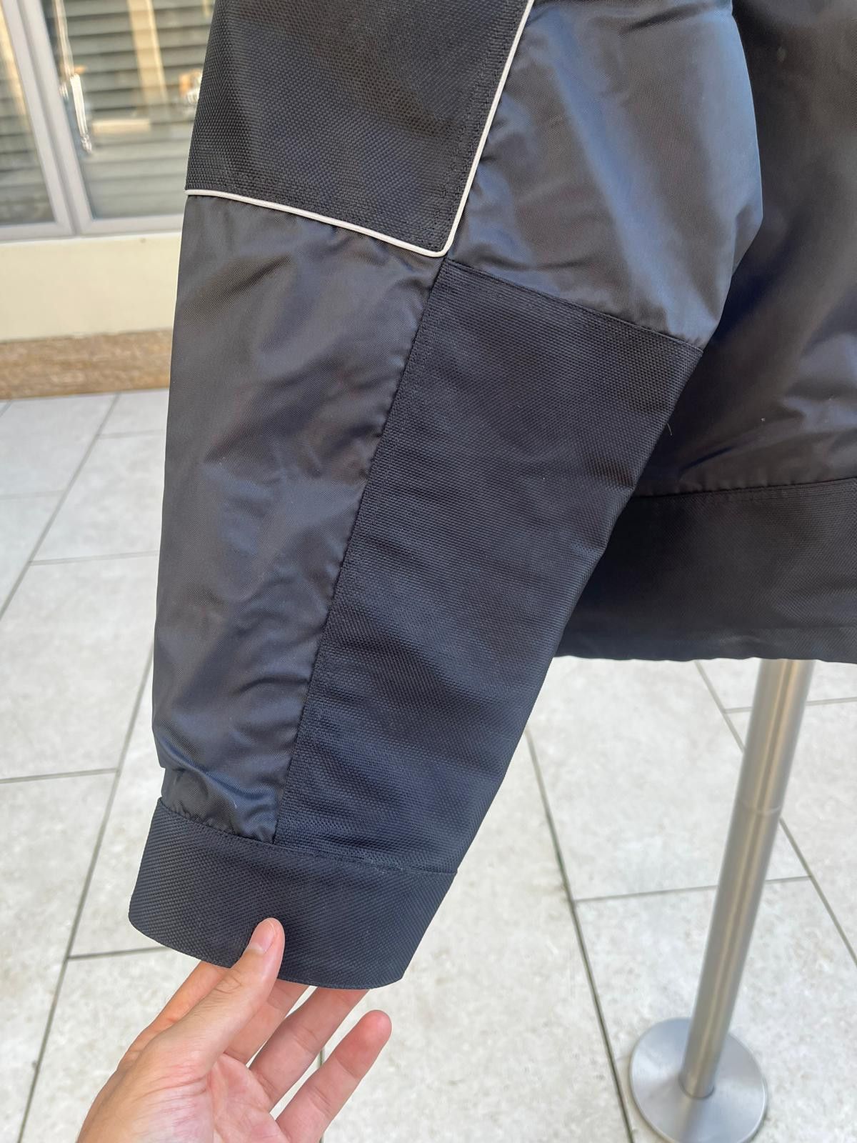 Balenciaga Half Zip Anorak Pullover Cargo Logo Parka in Black Size US M / EU 48-50 / 2 - 10 Thumbnail