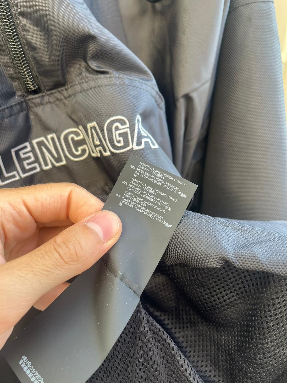 Balenciaga Half Zip Anorak Pullover Cargo Logo Parka in Black Size US M / EU 48-50 / 2 - 15 Thumbnail
