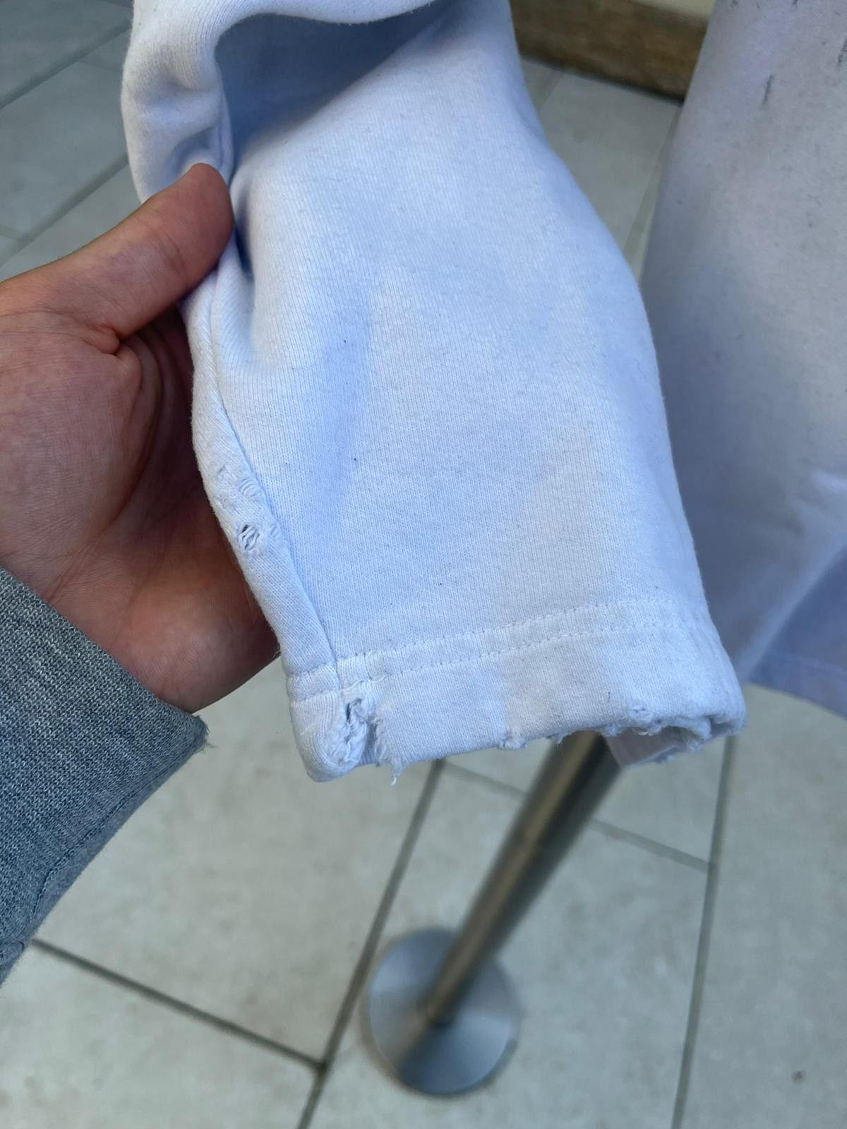 Balenciaga Unfit Shadow Logo Hoodie in Off White Size US S / EU 44-46 / 1 - 17 Thumbnail
