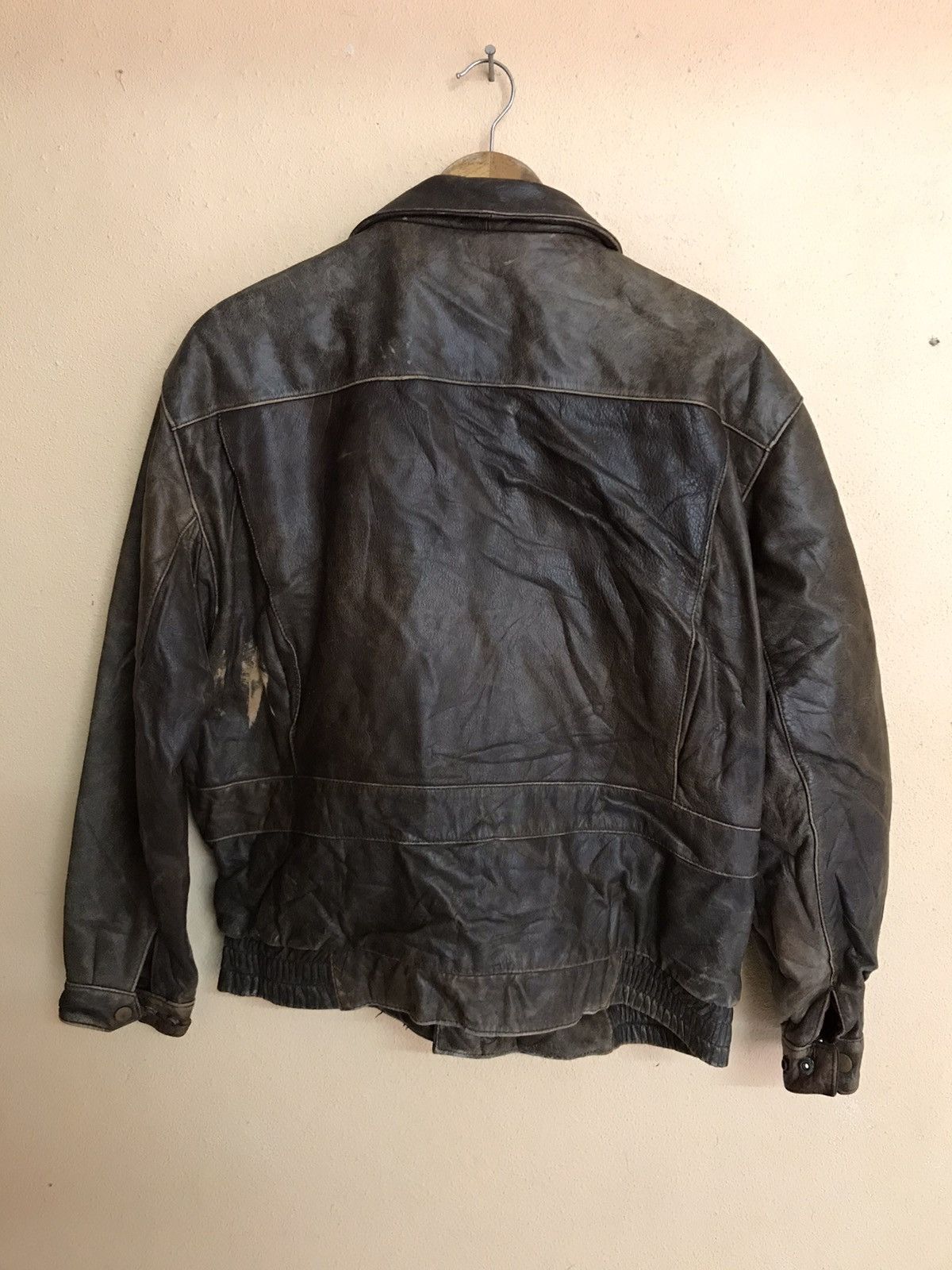 Other MILITARY FLIGHT JACKET TYPE 2-B LEATHER JACKET Size US M / EU 48-50 / 2 - 7 Thumbnail