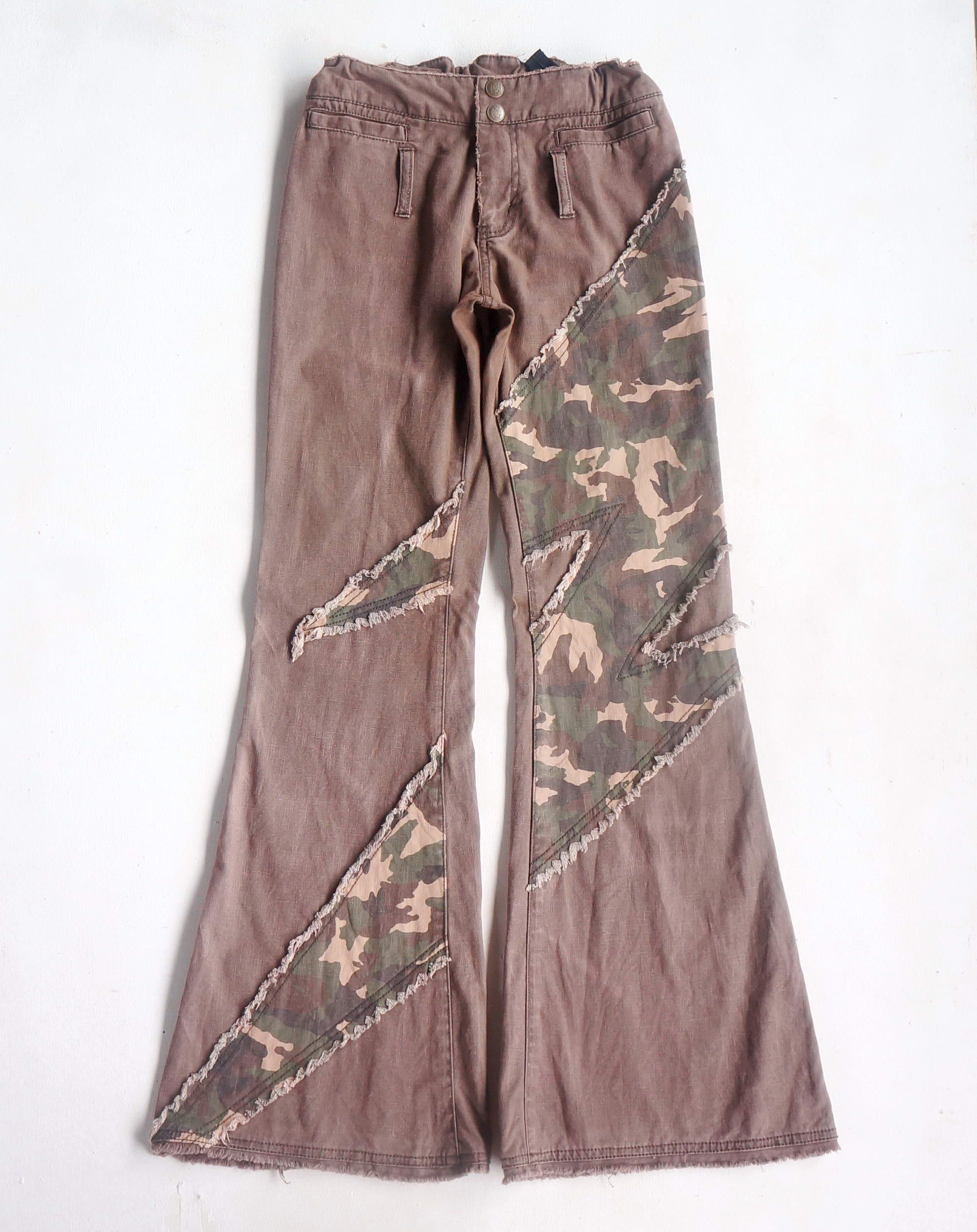 Japanese Brand PENTY'S Camo Patched Flare Pants Size 24" / US 00 / IT 34 - 3 Thumbnail