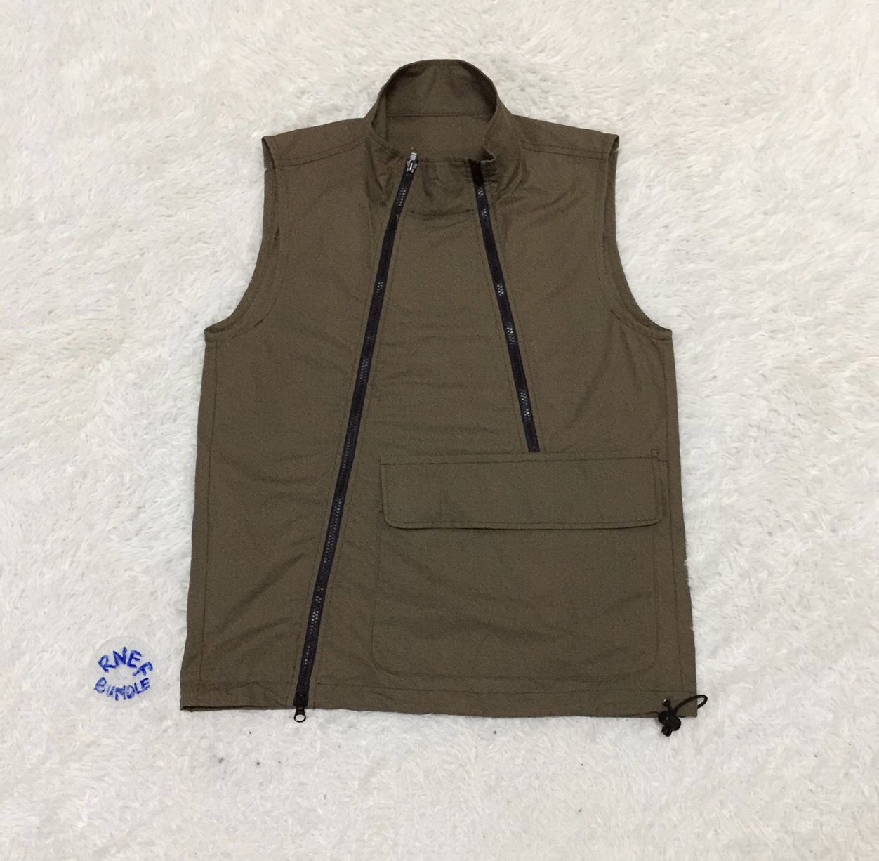 Japanese Brand Nice design vest made in Japan Size M / US 6-8 / IT 42-44 - 1 Thumbnail