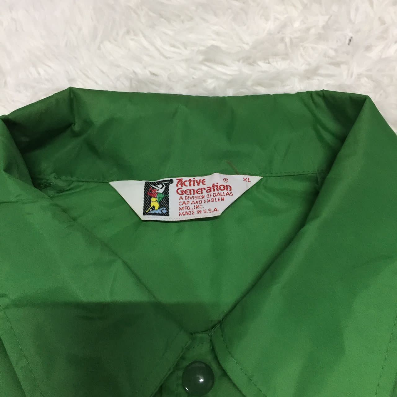 Other Active generation nylon jacket made in USA Size US XL / EU 56 / 4 - 7 Thumbnail