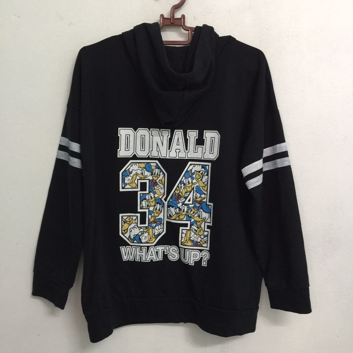 Disney Vintage DISNEY DONALD DUCK Full Zip Hoodie Sweatshirt Size US M / EU 48-50 / 2 - 1 Thumbnail