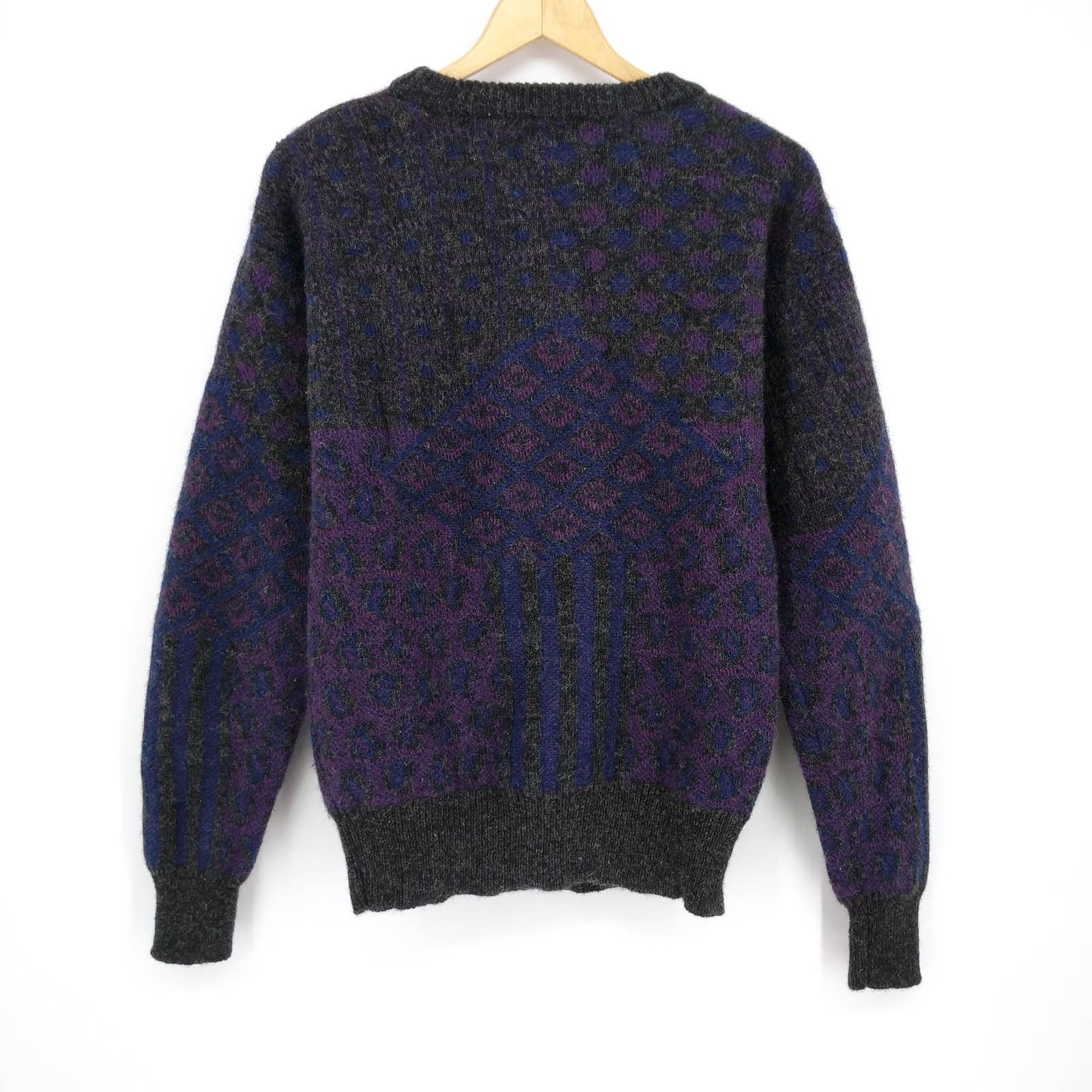 Vintage Vintage Cambridge Classics Wool Argyle Diamond Print Sweater Size US M / EU 48-50 / 2 - 6 Thumbnail