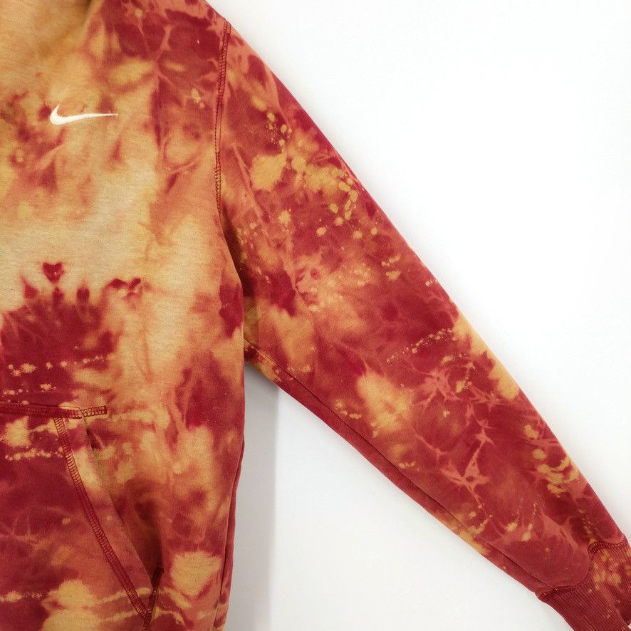 Nike Nike Custom Hand Bleach Reworked Distressed Hoodie Size US S / EU 44-46 / 1 - 6 Thumbnail
