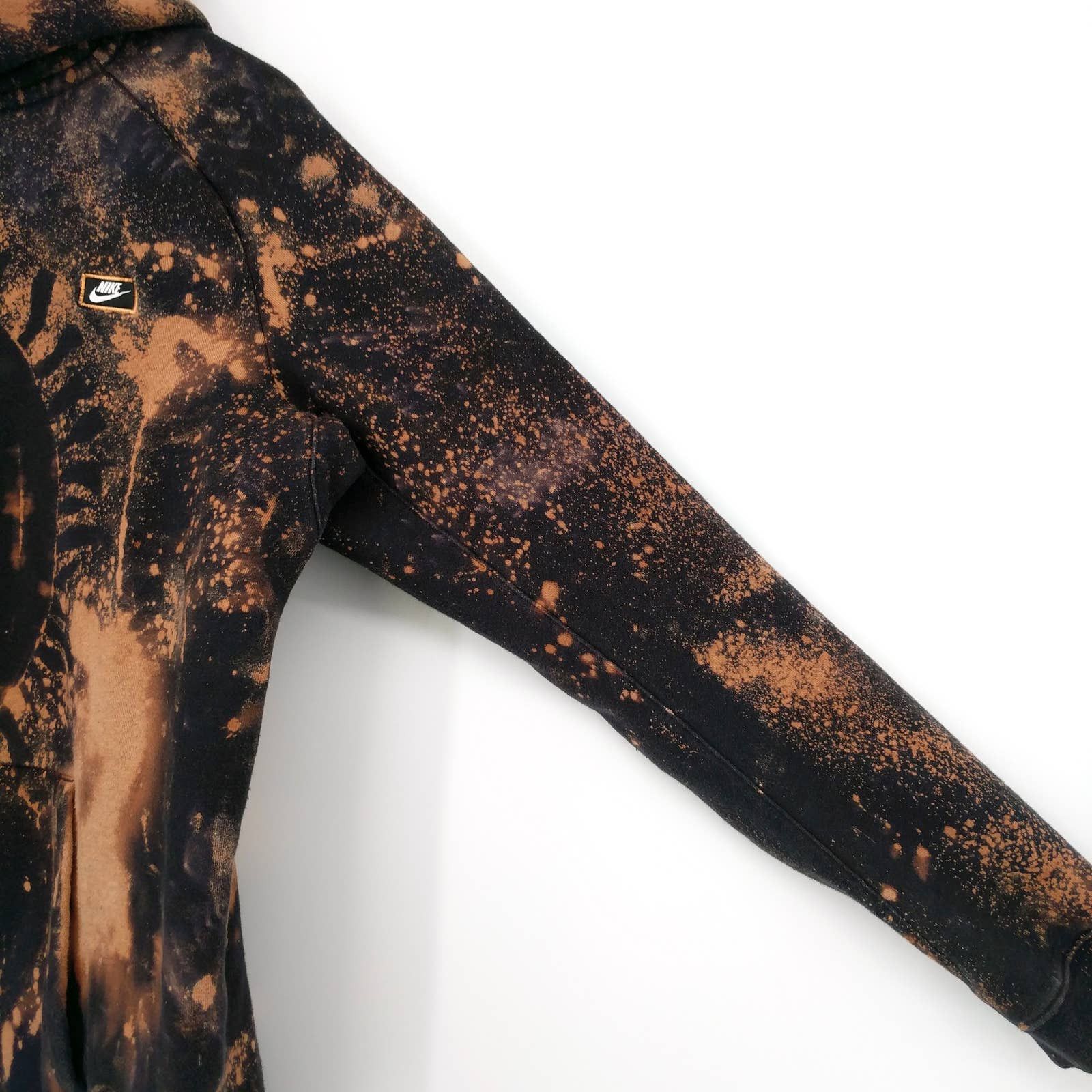 Nike Nike "Black Hole Sun" Custom Hand Bleached Fleece Hoodie L Size US L / EU 52-54 / 3 - 6 Thumbnail