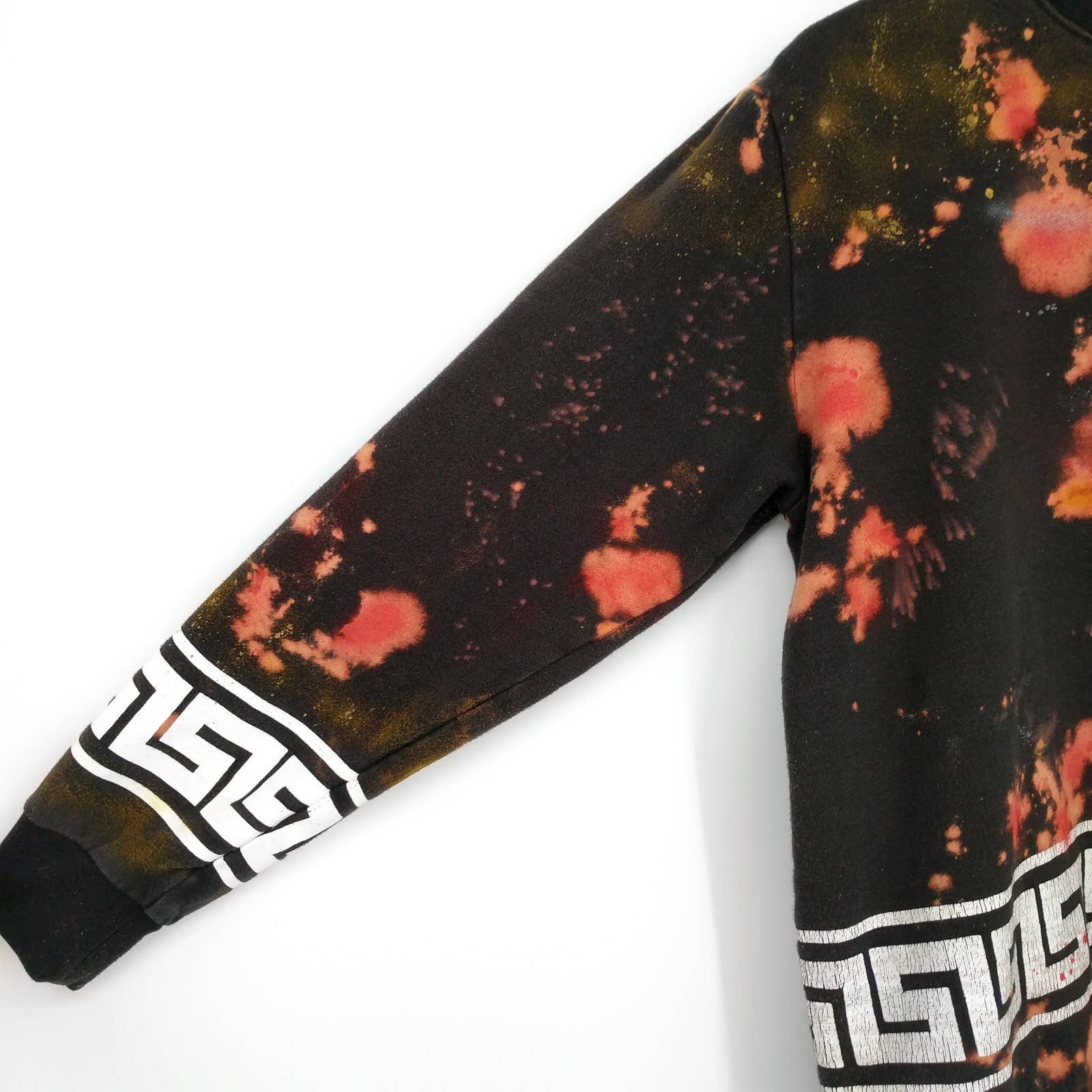 Crooks & Castles Crooks Castles Custom Paint Bleach Tie Dye Greco Sweatshirt Size US L / EU 52-54 / 3 - 5 Thumbnail