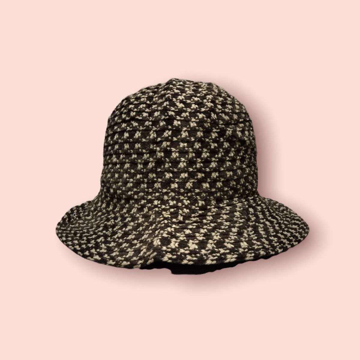 MCM × Vintage VINTAGE MCM CROCHET KNITTED BUCKET HAT Size ONE SIZE - 9 Thumbnail
