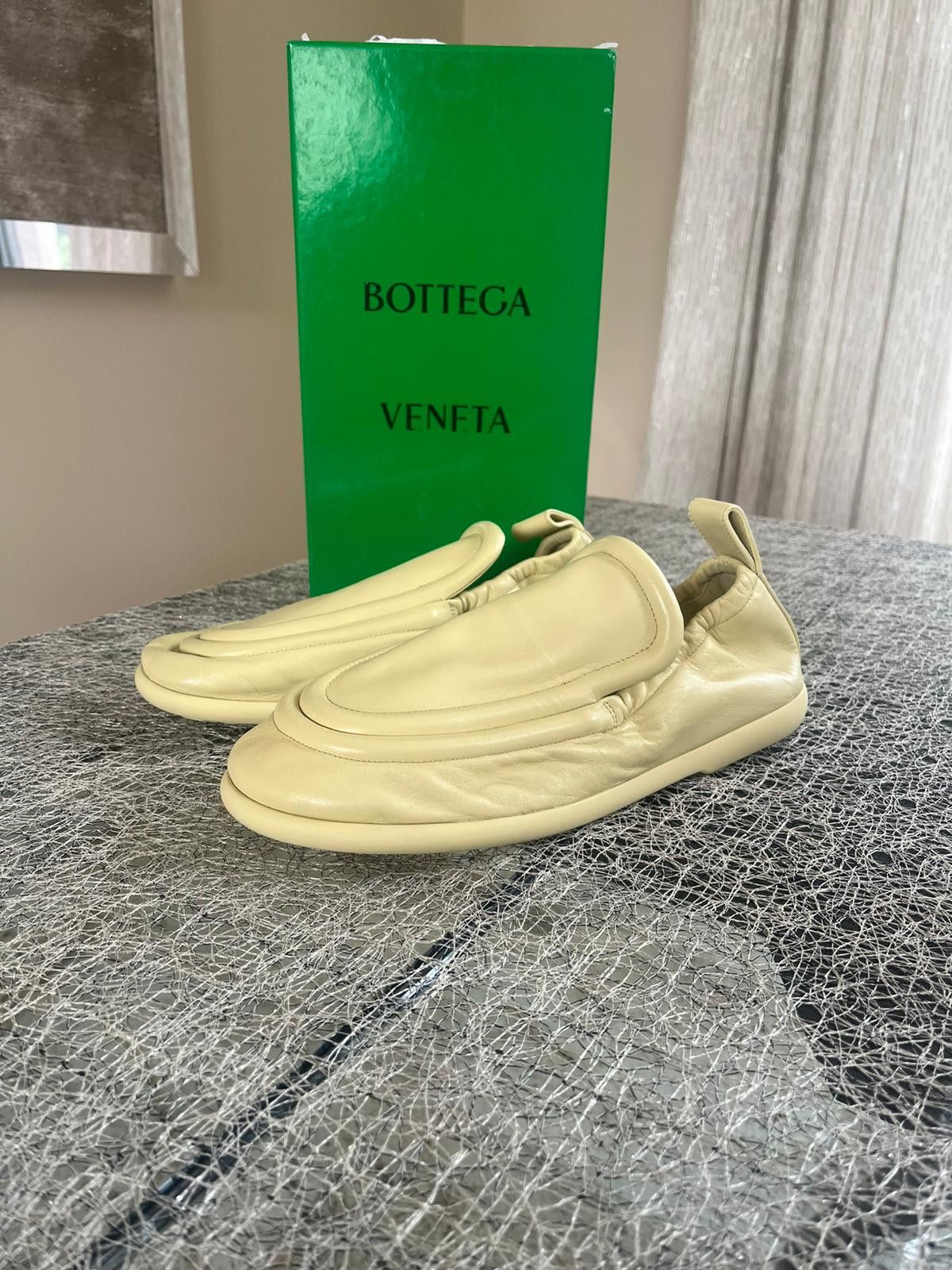 image of Bottega Veneta Lagoon Nappa Gun Slipper In Moon Beam, Men's (Size 9)