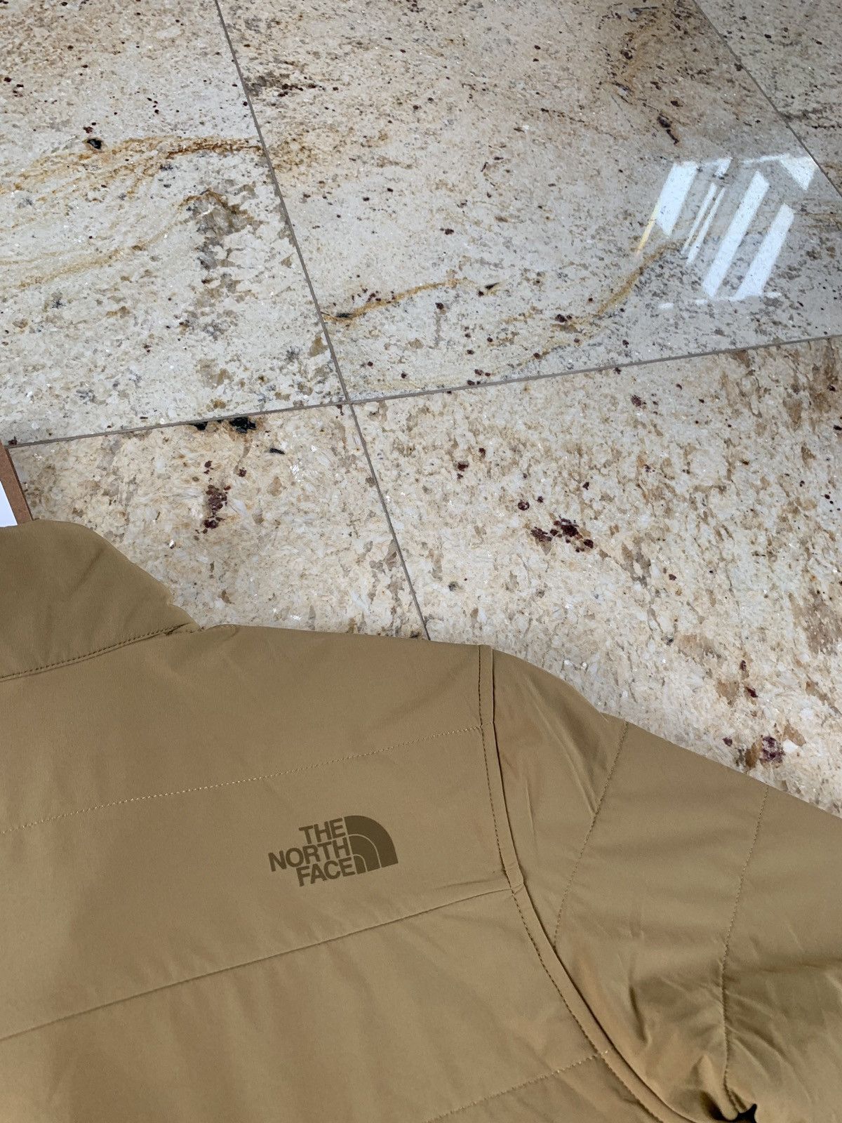 The North Face Lightly Padded, Line Half Button Pullover in Beige Size US M / EU 48-50 / 2 - 14 Thumbnail