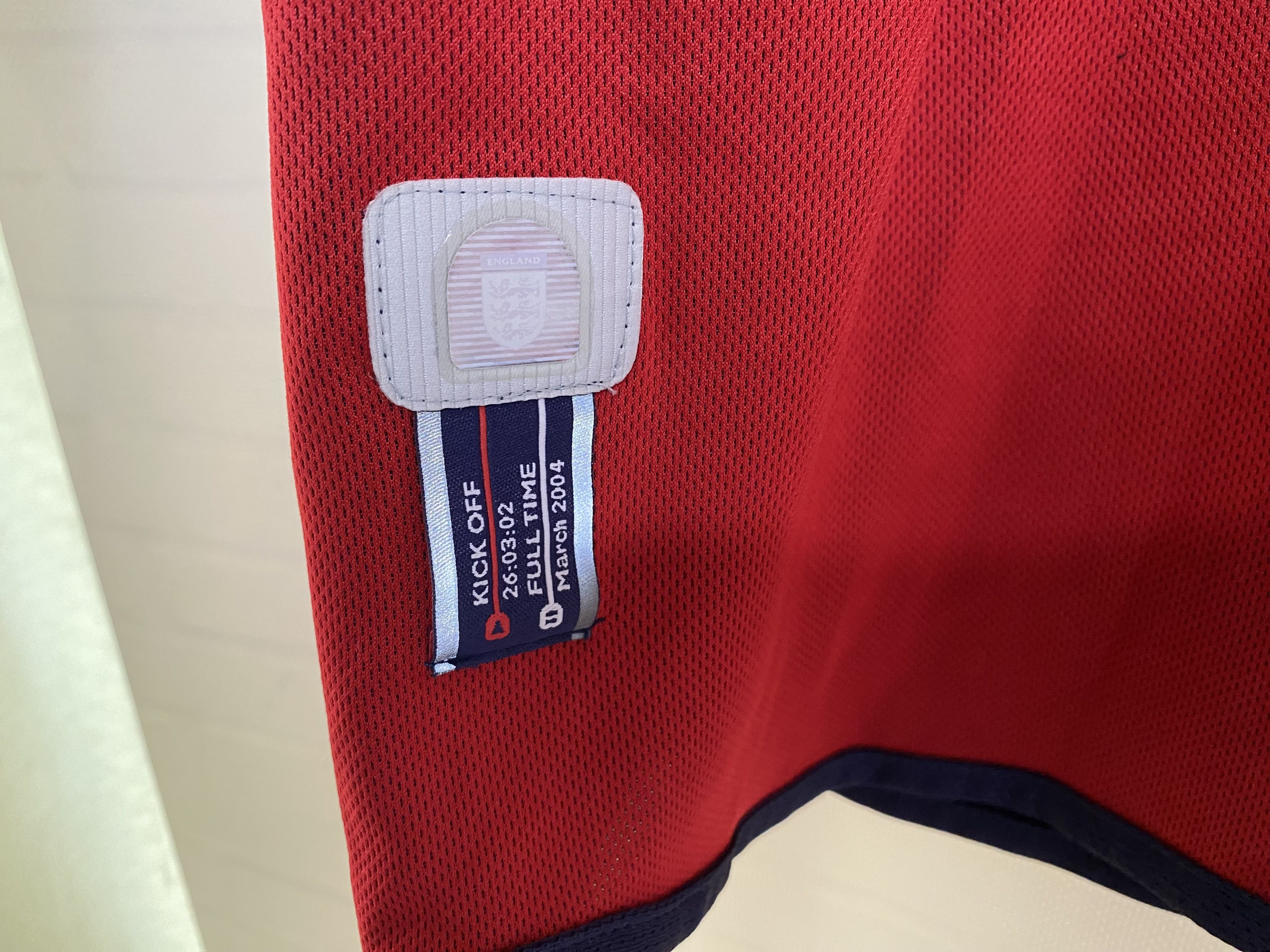 UEFA × Umbro ENGLAND 2002-04 AWAY FOOTBALL SHIRT SOCCER JERSEY REVERSIBLE Size US XL / EU 56 / 4 - 5 Thumbnail
