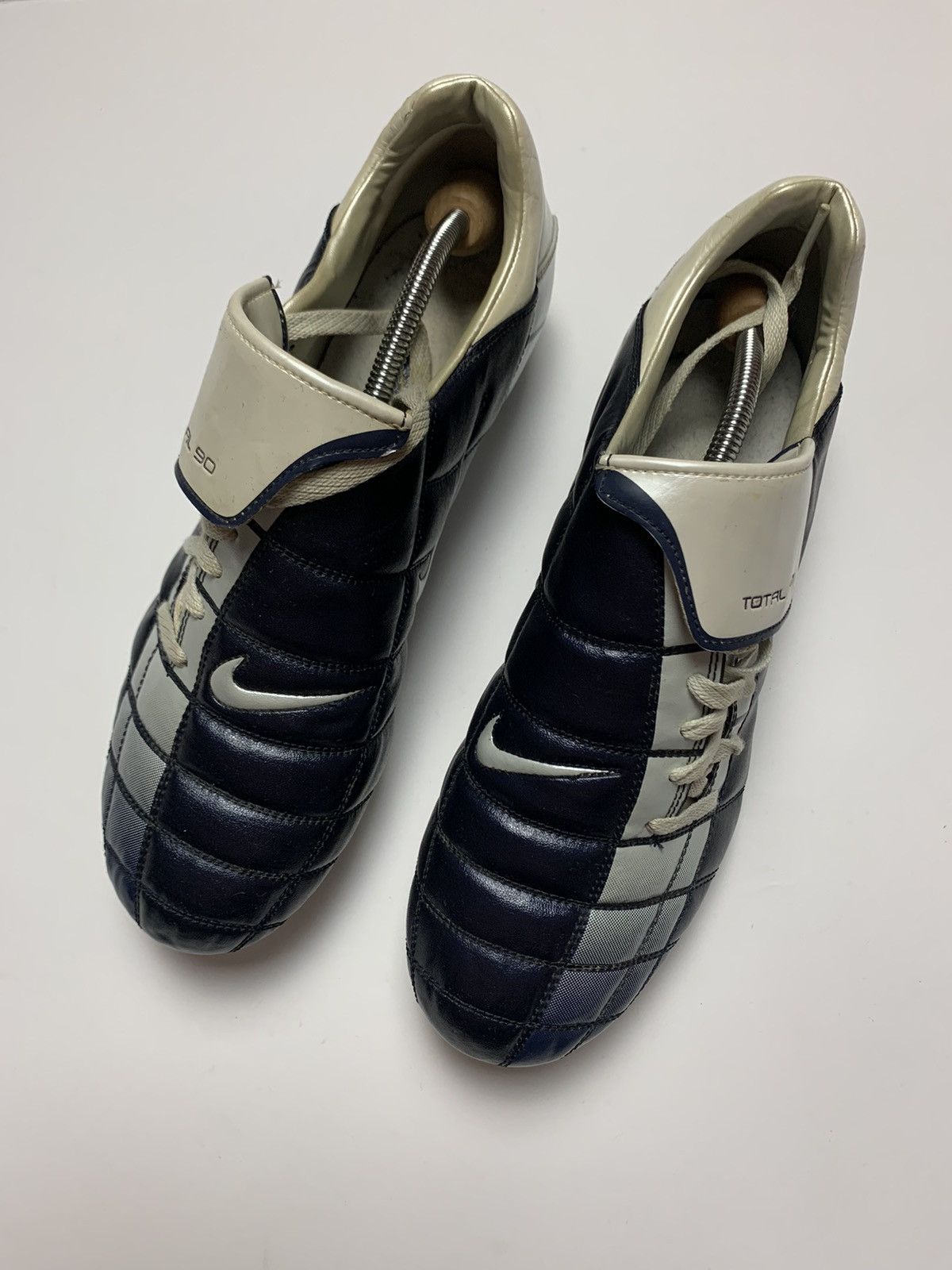Vintage Vintage soccer Boots Nike total 90 size 11,5 Size US 11.5 / EU 44-45 - 3 Thumbnail