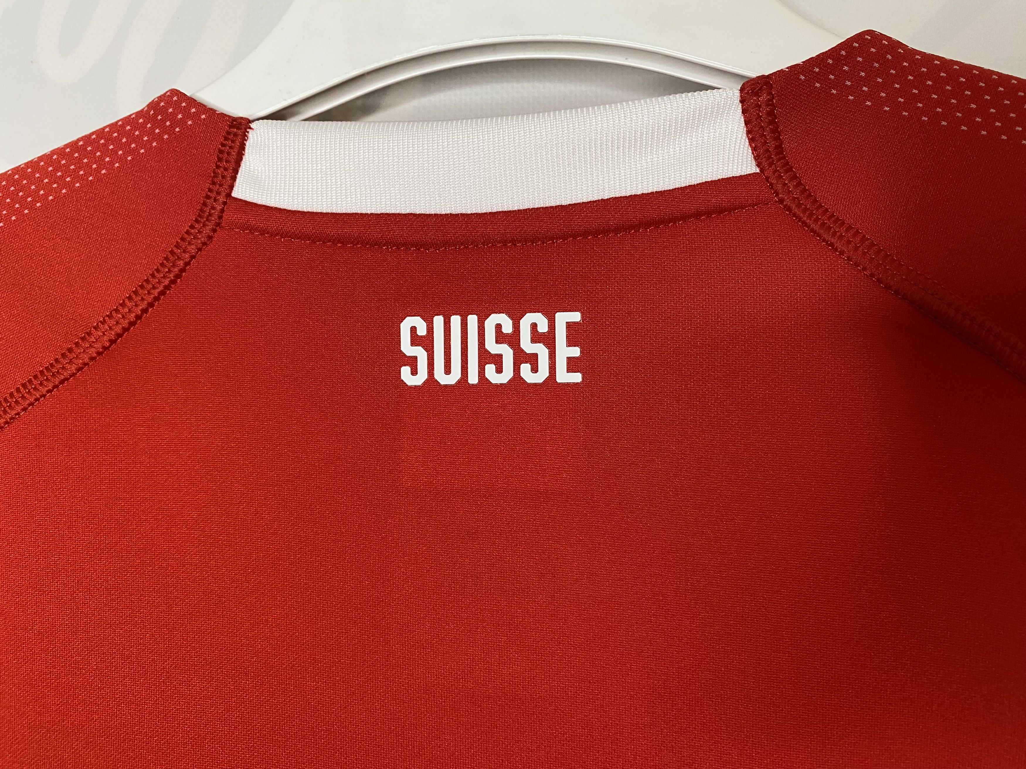 Puma × UEFA SWITZERLAND TEAM 2018 2020 HOME FOOTBALL SHIRT SOCCER JERSEY Size US L / EU 52-54 / 3 - 3 Thumbnail