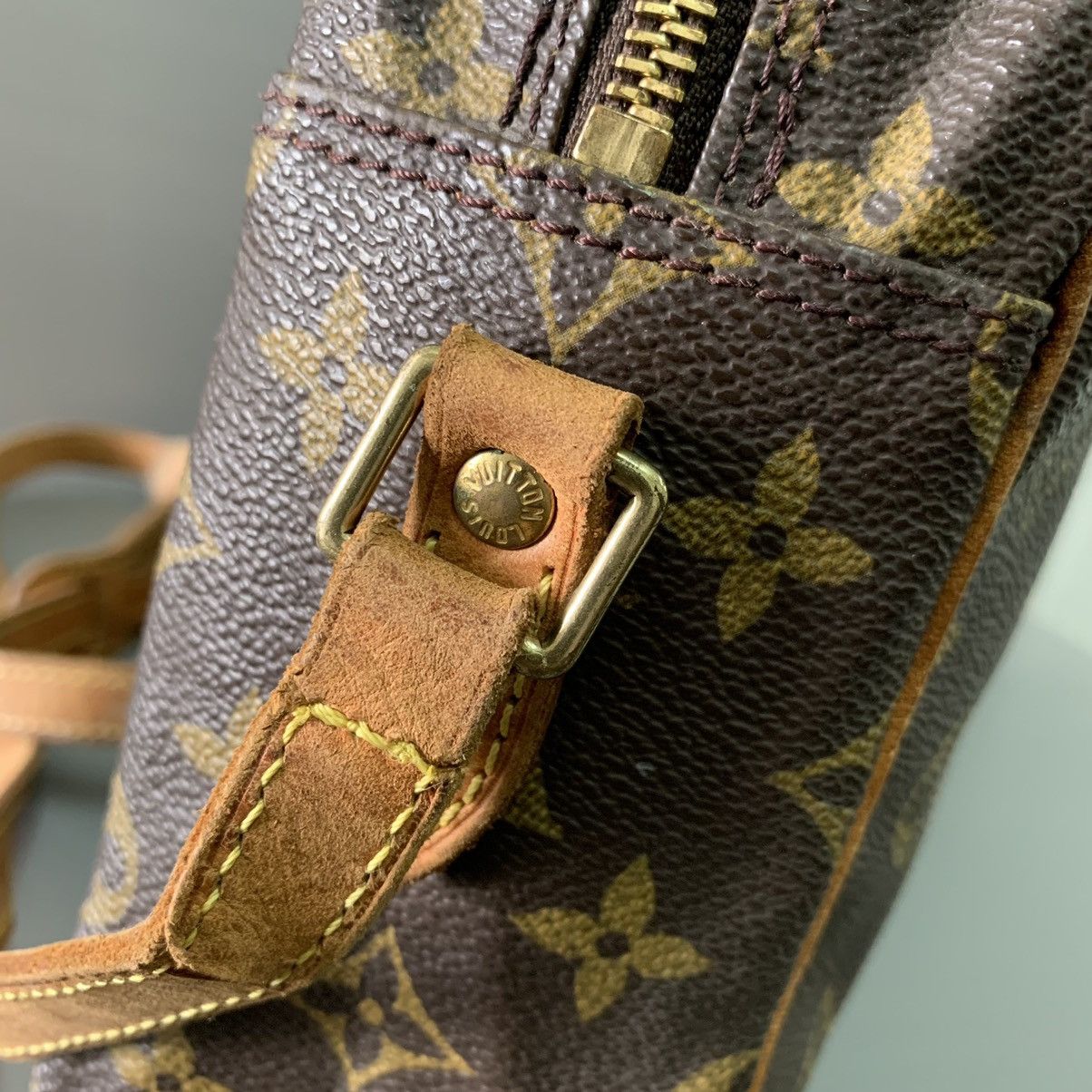 Louis Vuitton Louis Vuitton Monogram Slingbag Size ONE SIZE - 18 Thumbnail