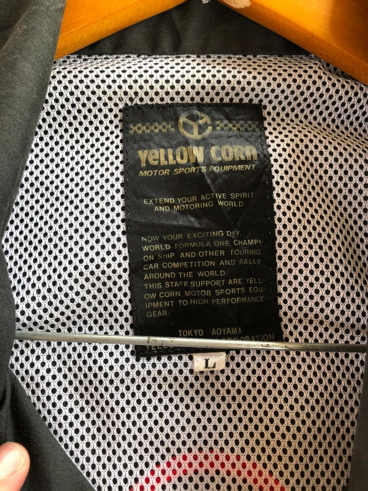 Vintage VINTAGE YELLOW CORN LIGHT WINDBREAKER Size US M / EU 48-50 / 2 - 10 Thumbnail