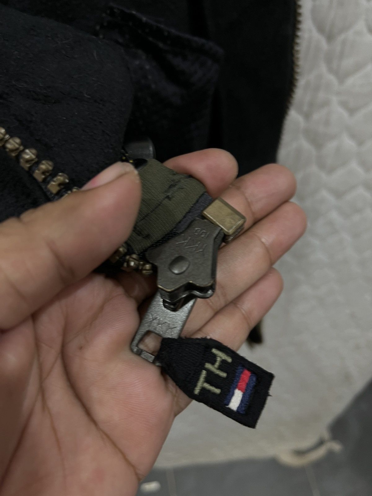 Hypebeast × Tommy Hilfiger (Rrr). VINTAGE TOMMY HILFIGER HYPEBEAST JACKET Size US M / EU 48-50 / 2 - 11 Thumbnail
