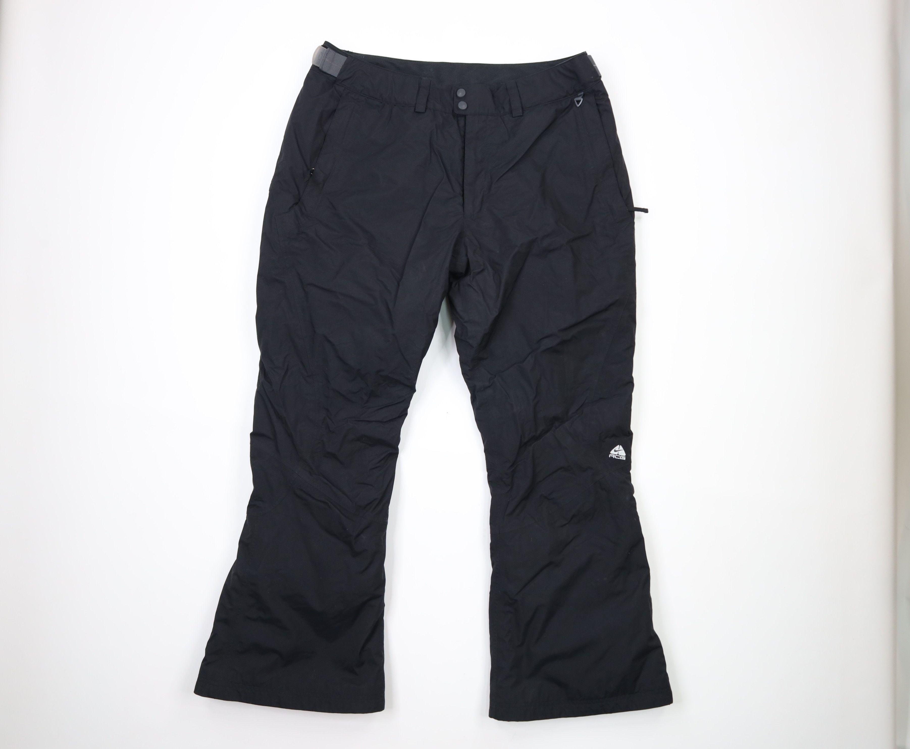 image of Nike Acg Mini Swoosh Insulated Snowboard Snow Pants in Black, Women's (Size 34)