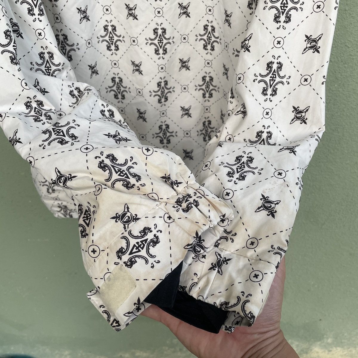 Quicksilver × Quiksilver Vintage QUIKSILVER Full Print Zipper Ups Hooded Jacker Size US L / EU 52-54 / 3 - 9 Thumbnail