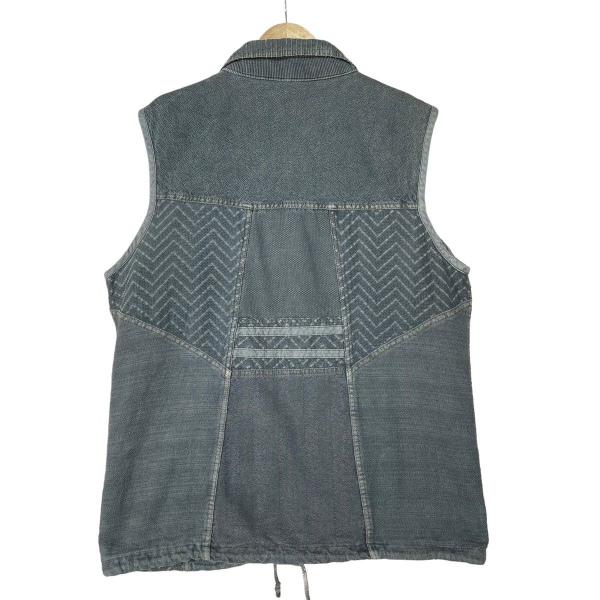 Japanese Brand 🔥🔥Rare Unbrand Multipocket Tactical Vest Nice Design Vest Size US L / EU 52-54 / 3 - 6 Thumbnail
